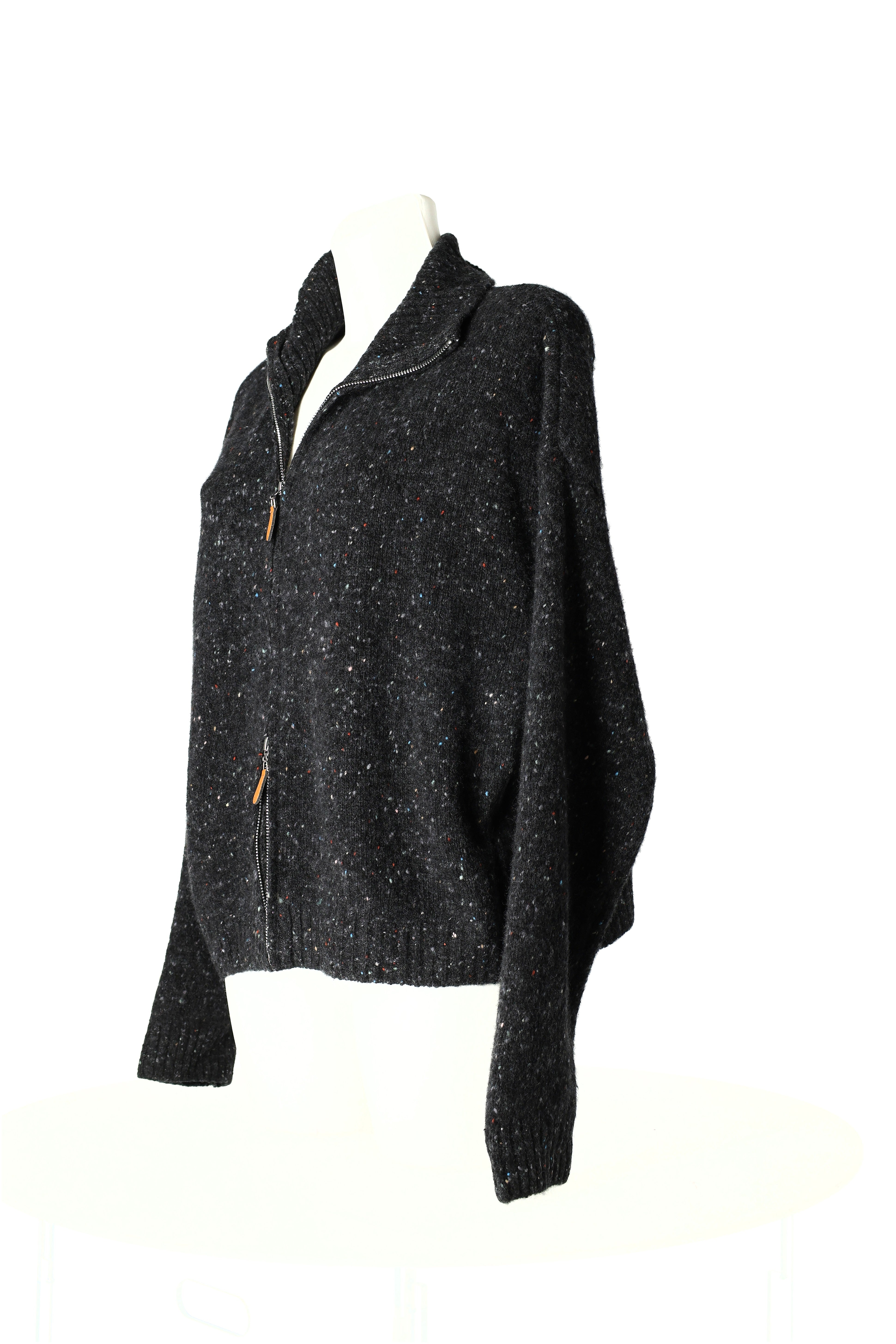 MEGZTINIS SU UŽTRAUKTUKU