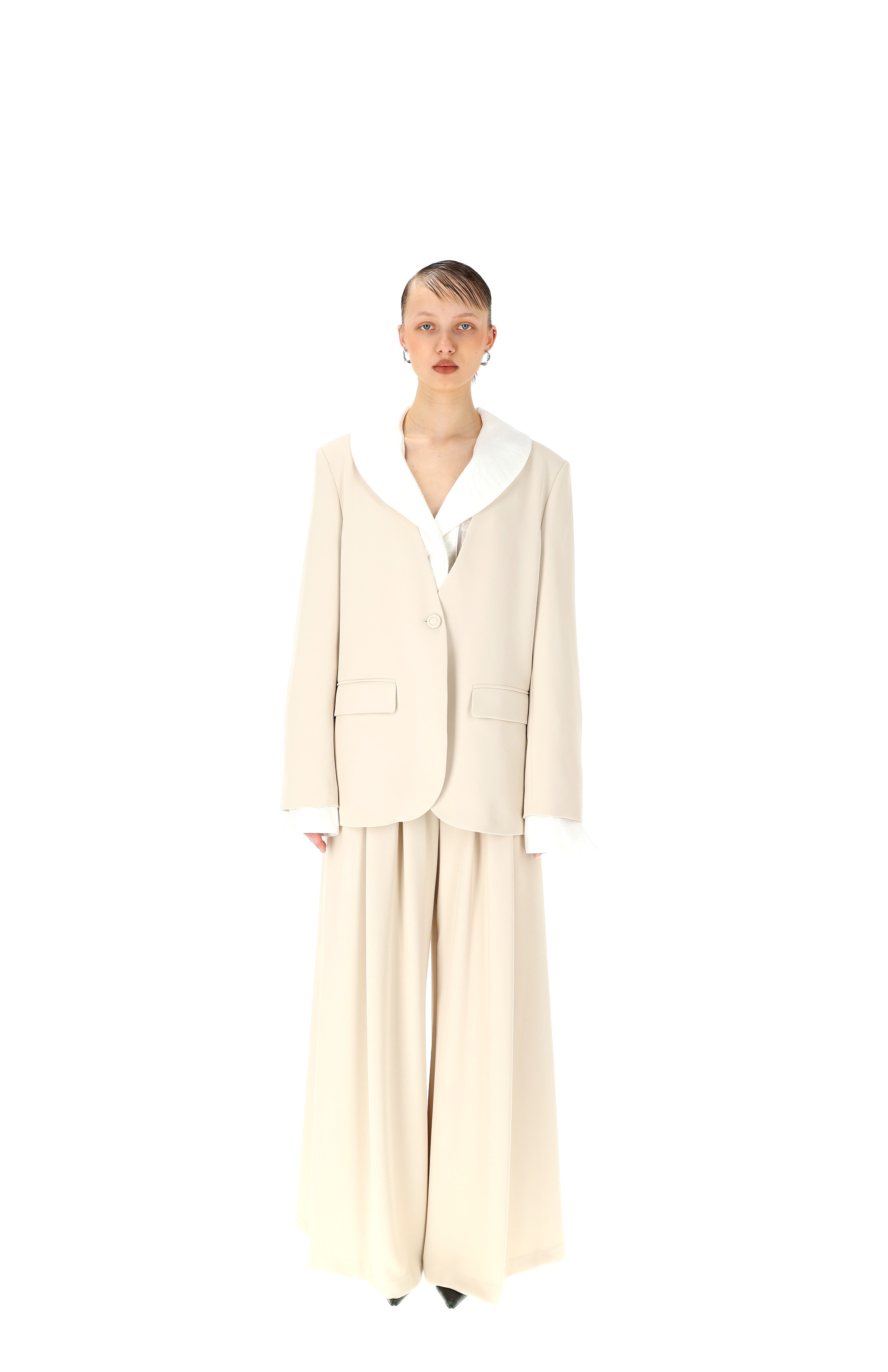 OVERSIZE ŠVARKAS NEVE