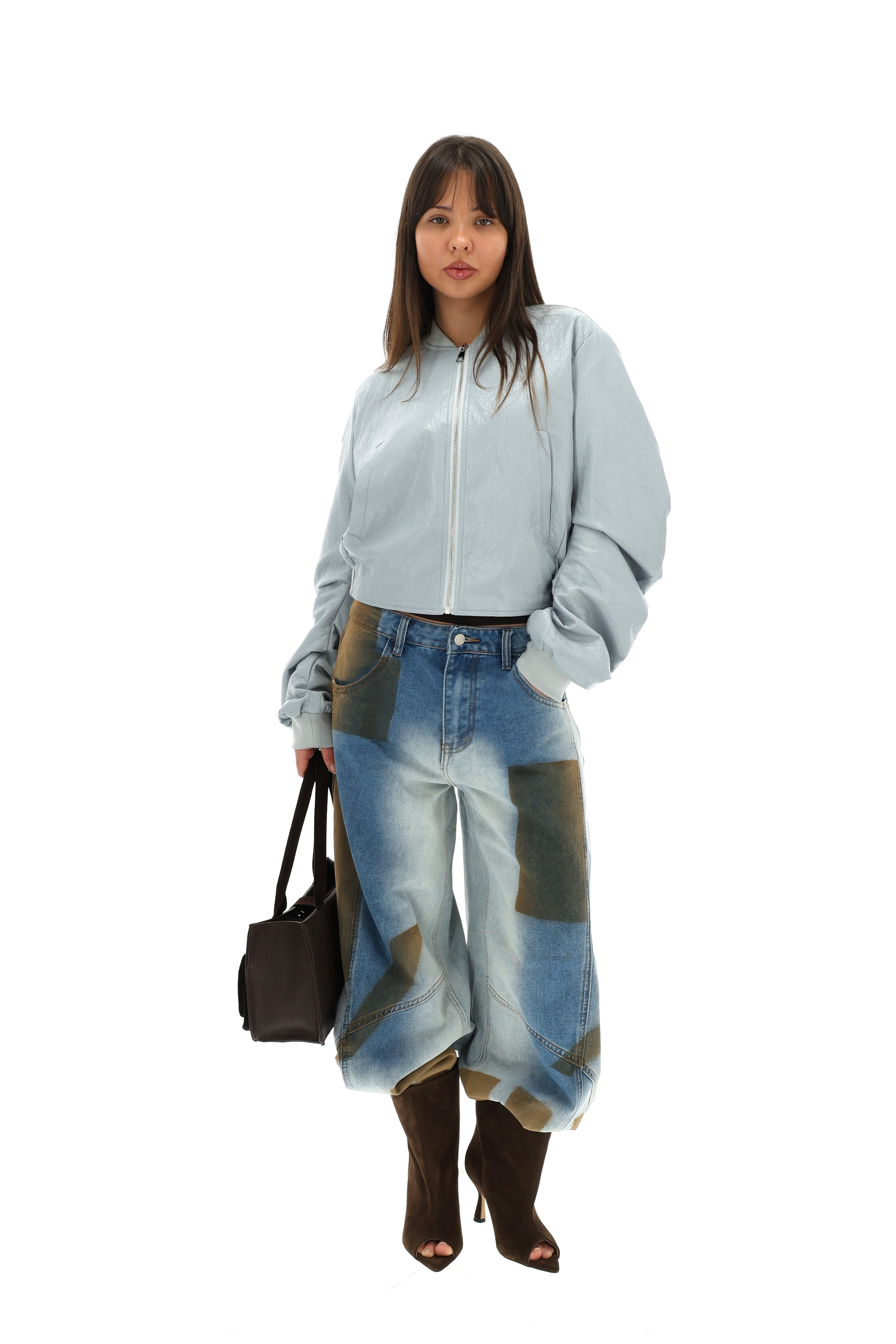 BAGGY DŽINSAI SU IŠSKIRTINĖMIS DETALĖMIS