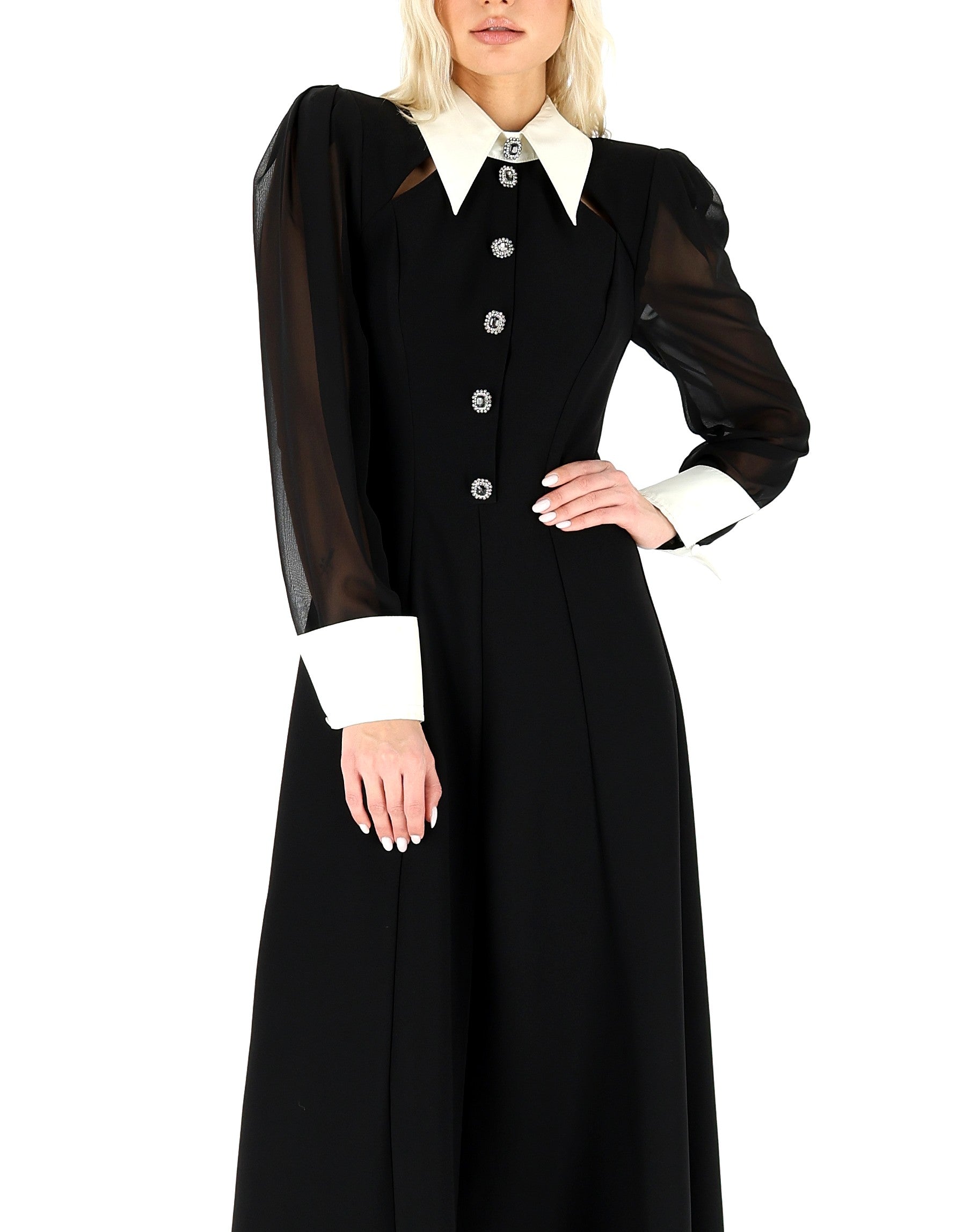 Suknelė su kontrastine apykakle