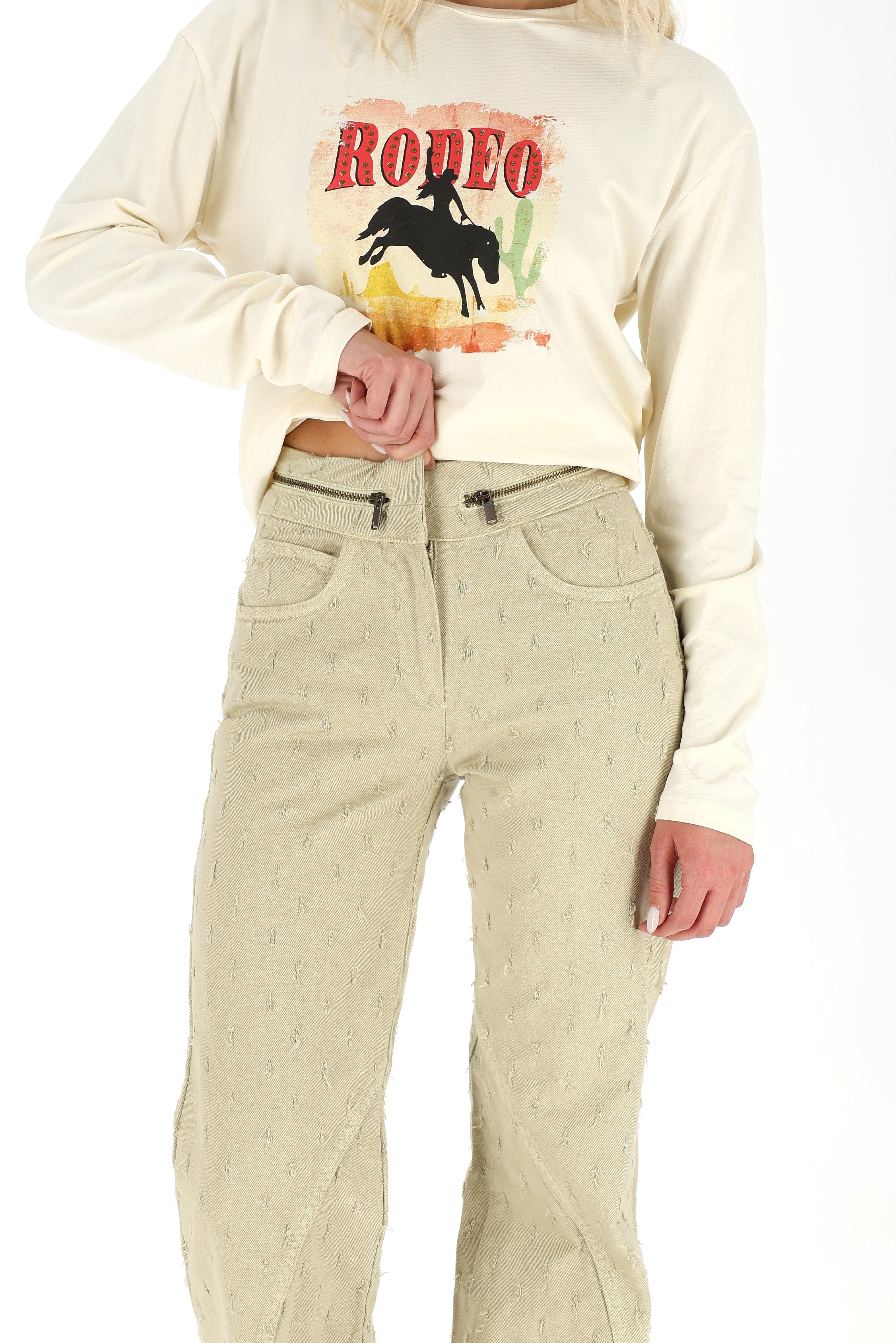 PLATĖJANTYS DŽINSAI SAND