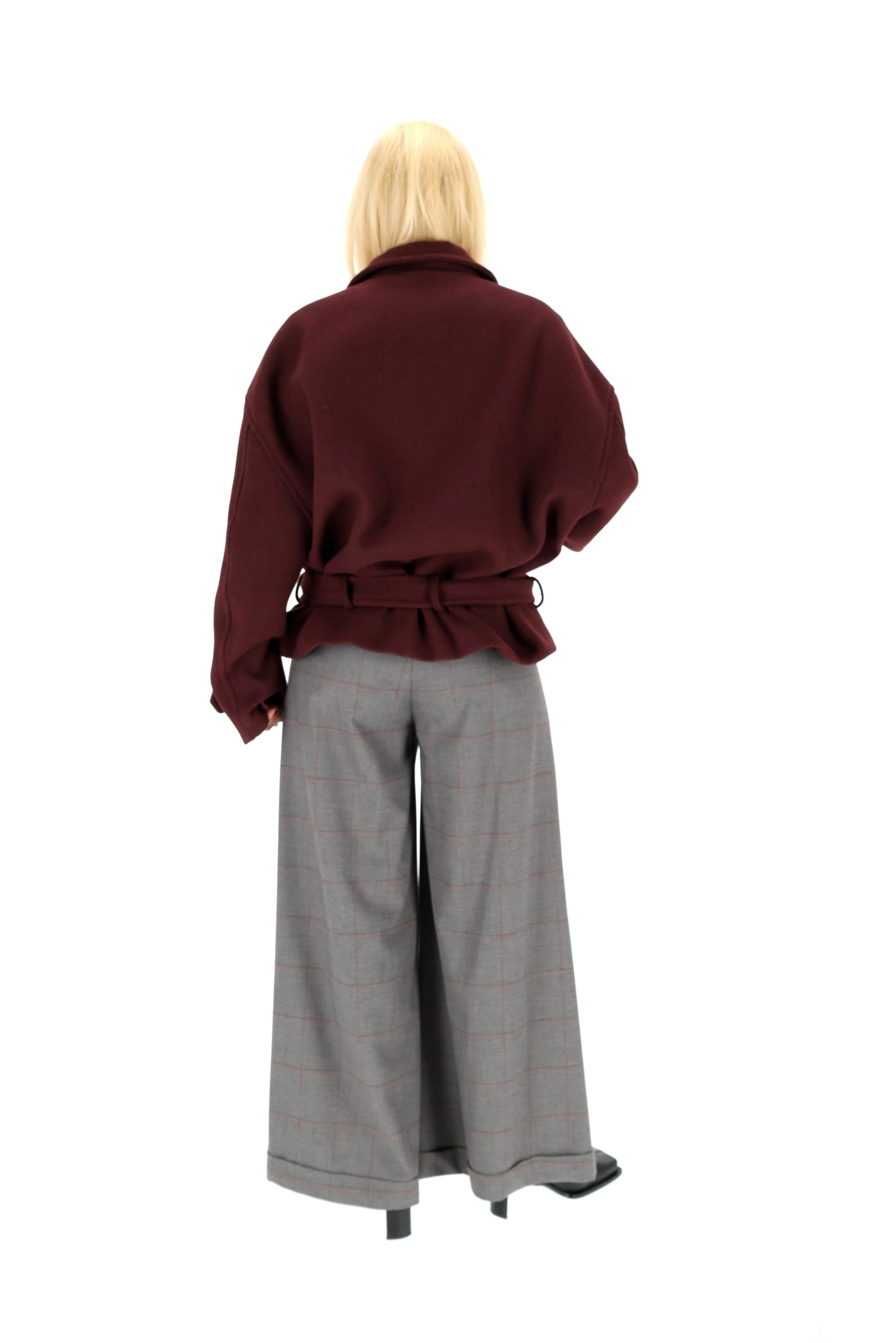 ONE SIZE VILNOS TRUMPAS PALTAS