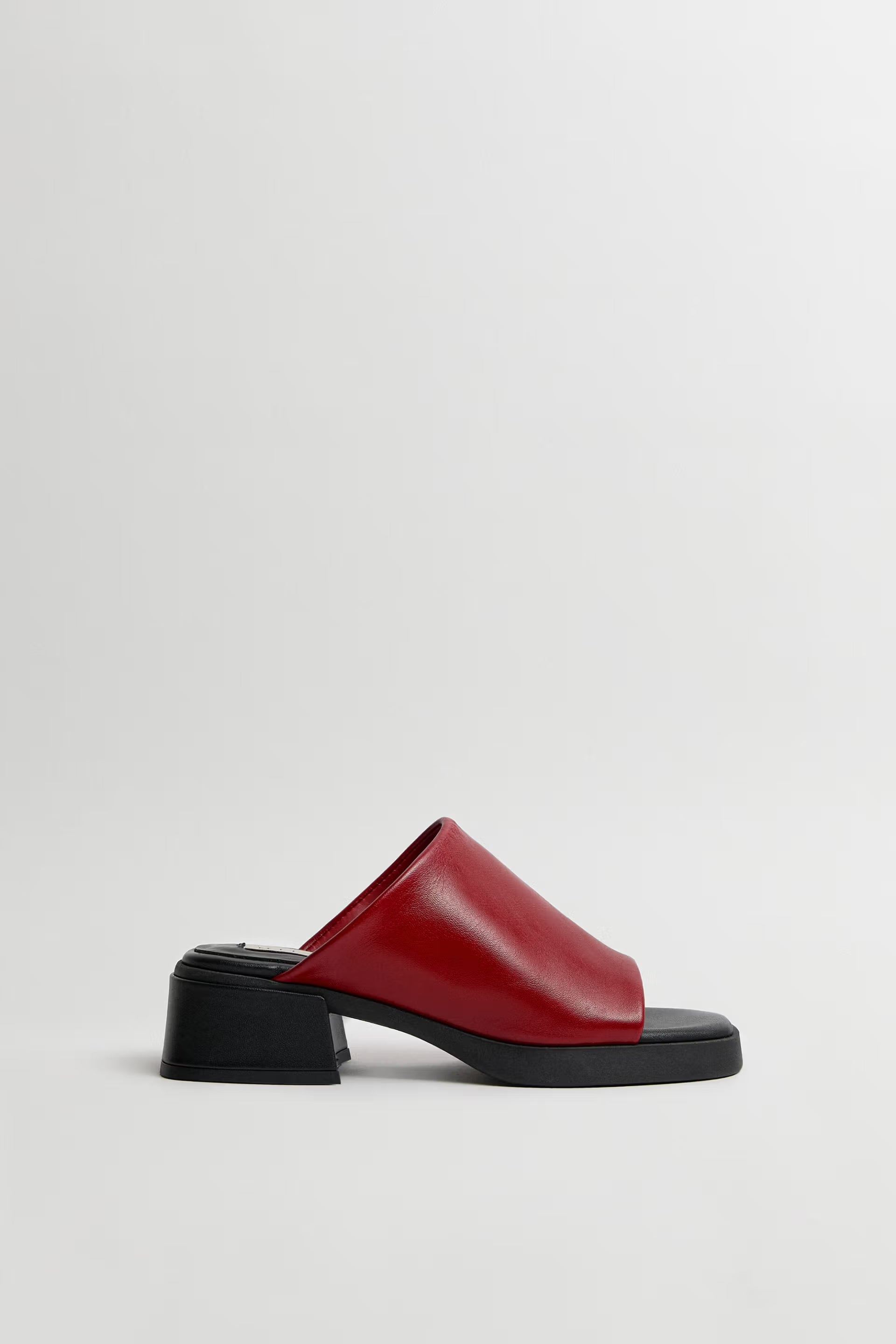 MIISTA ZOOEY RAUDONOS MULES