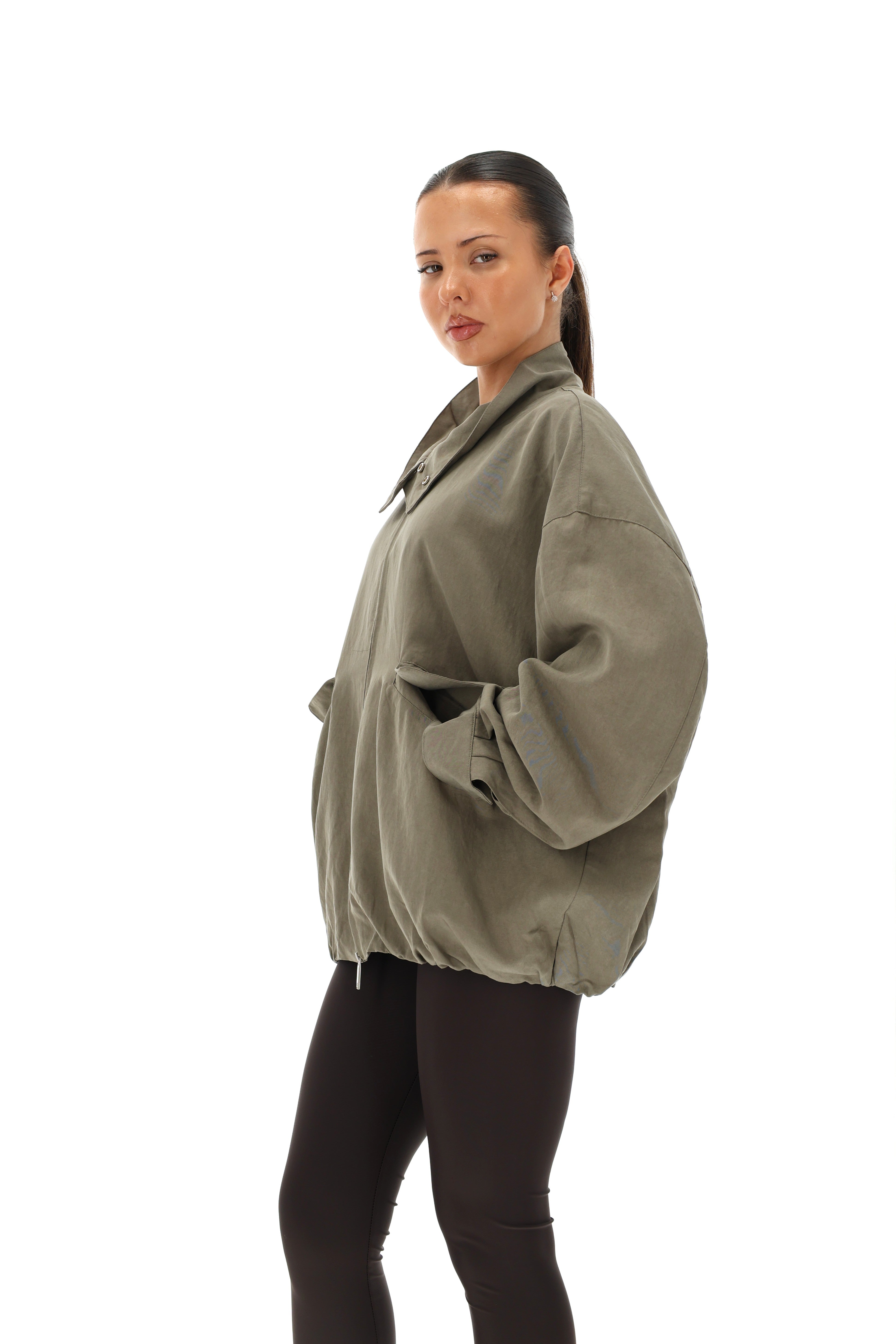 CHAKI OVERSIZE BOMBER ŠVARKELIS