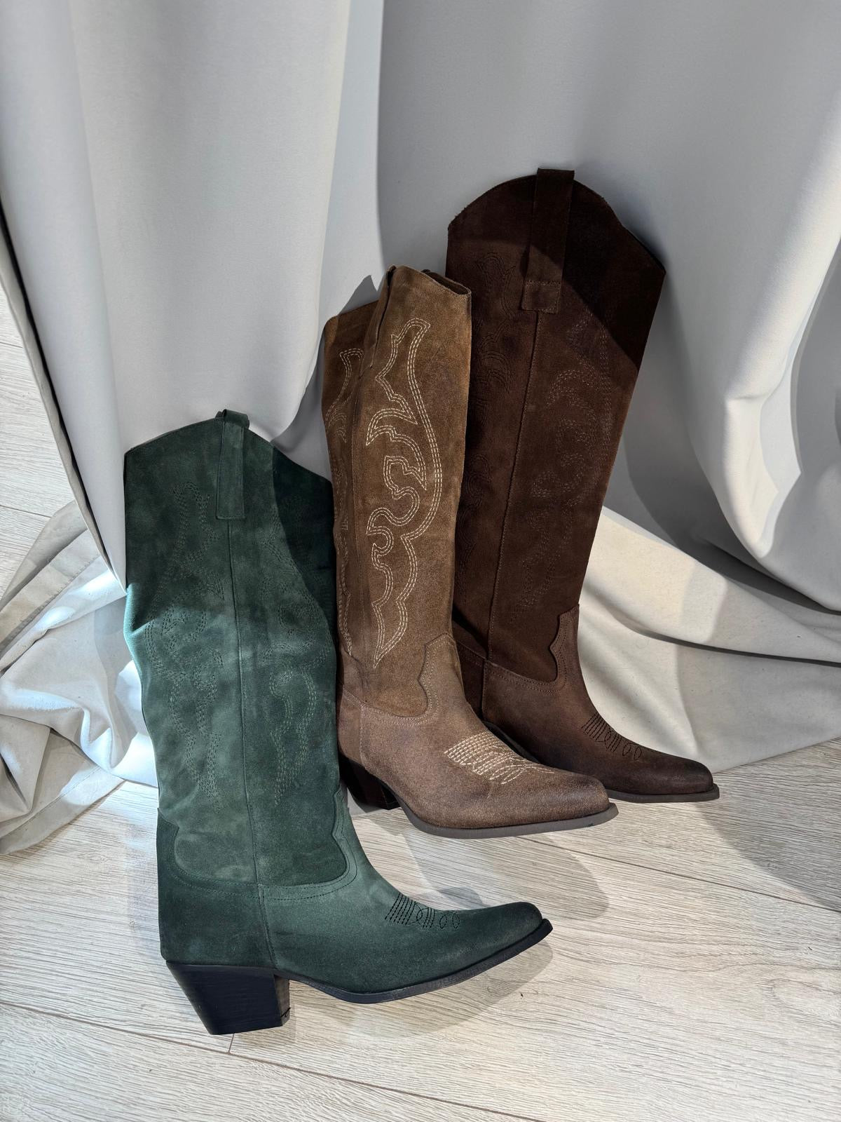 VERSTOS ODOS COWBOY ILGAAULIAI RICAMO