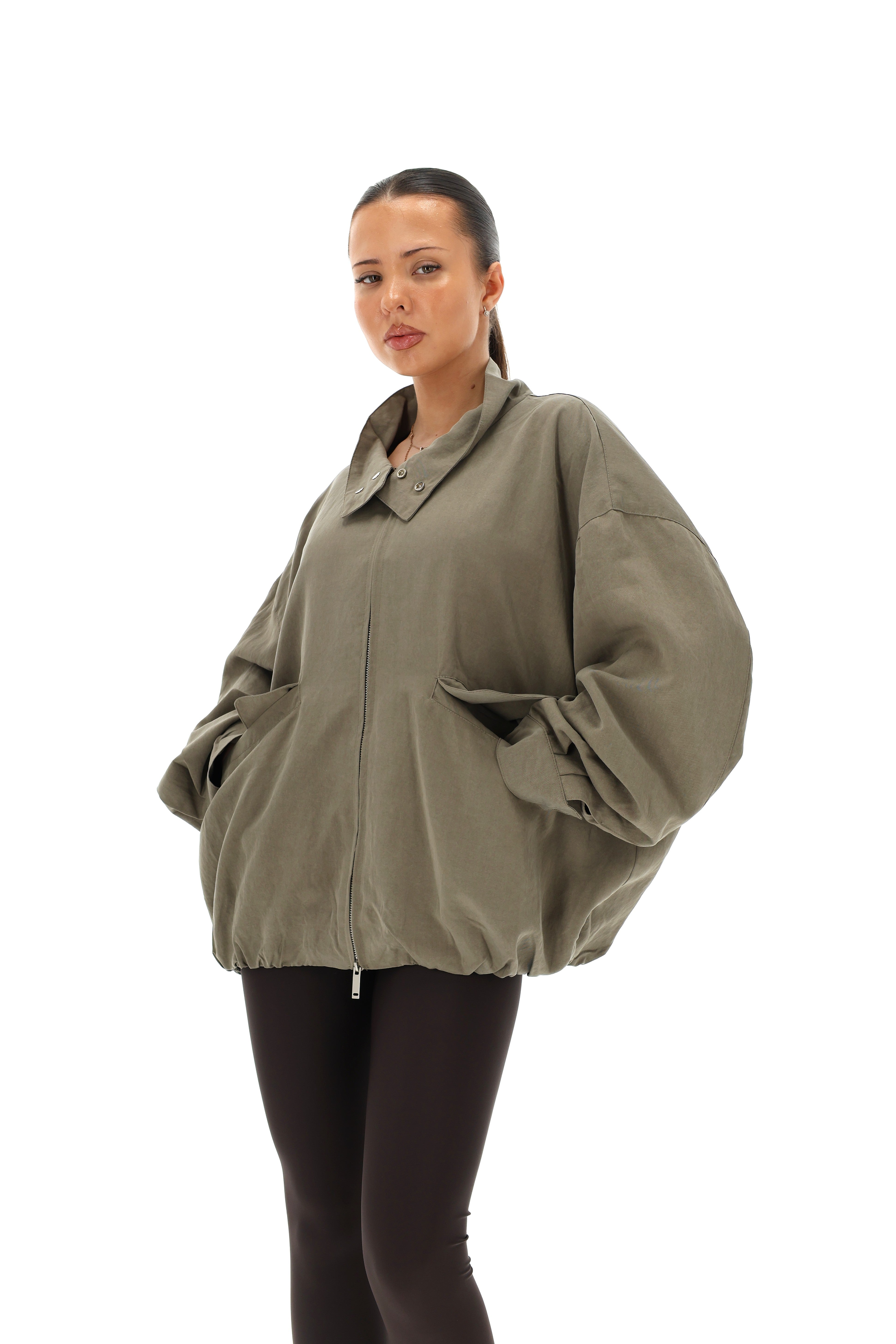 CHAKI OVERSIZE BOMBER ŠVARKELIS