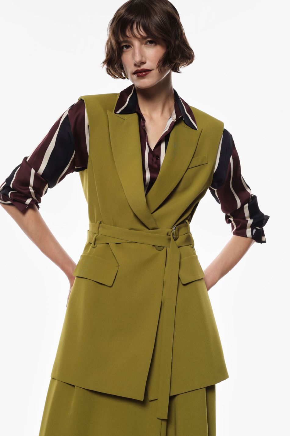 KLASIKINĖ LIEMENĖ JUOSIAMU DIRŽU