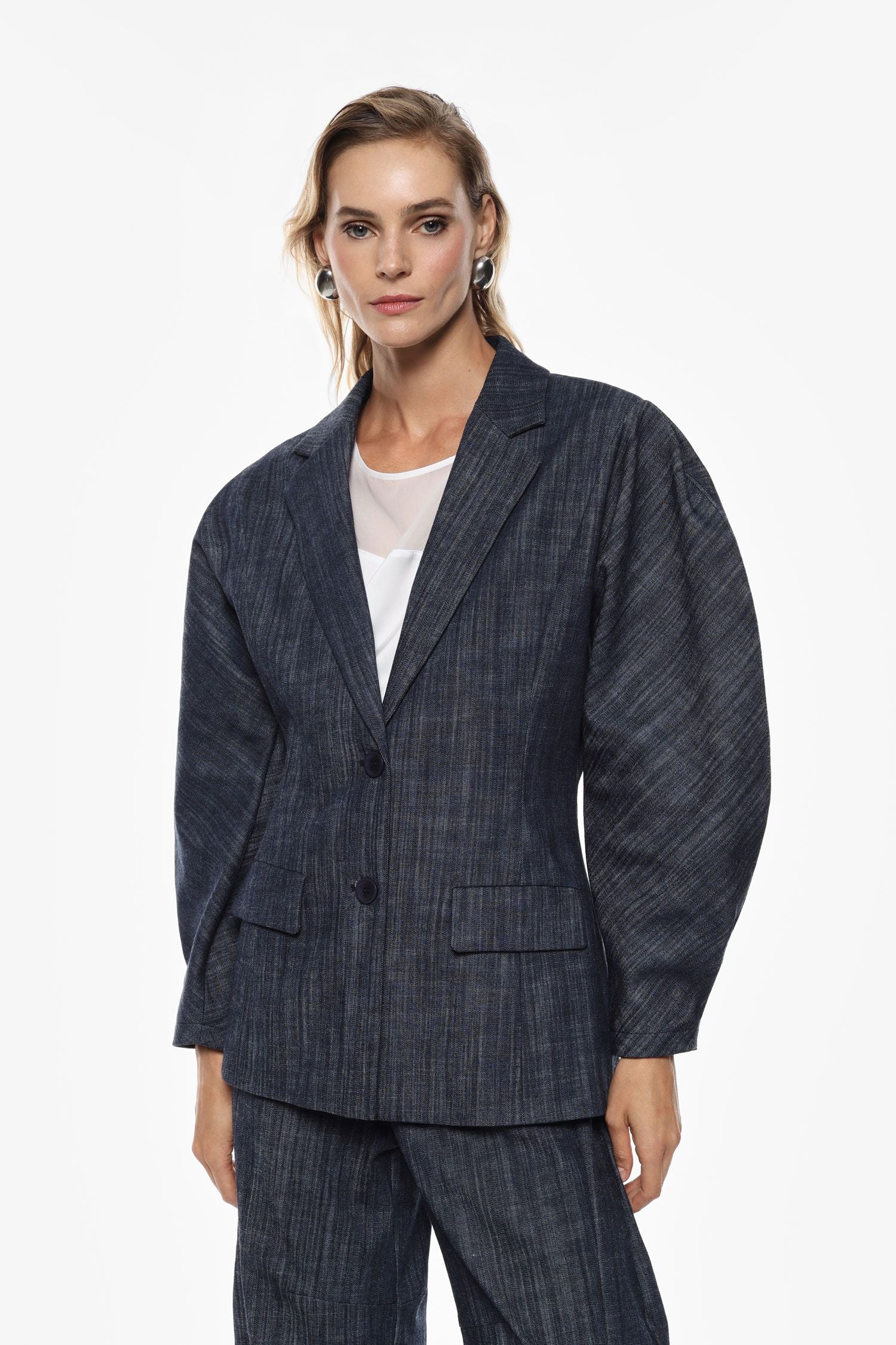 LIEMENUOTAS DŽINSO ŠVARKAS