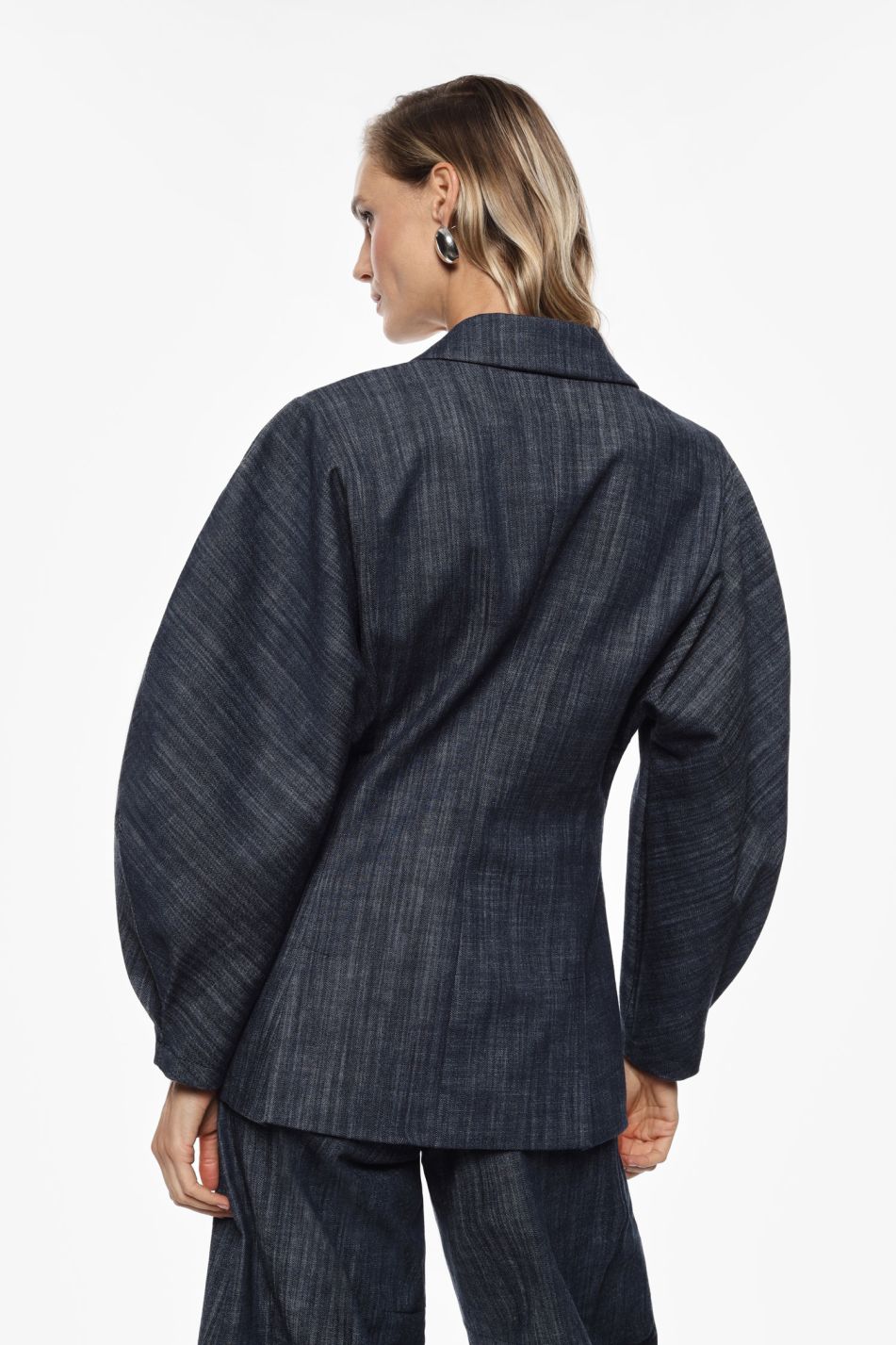 LIEMENUOTAS DŽINSO ŠVARKAS