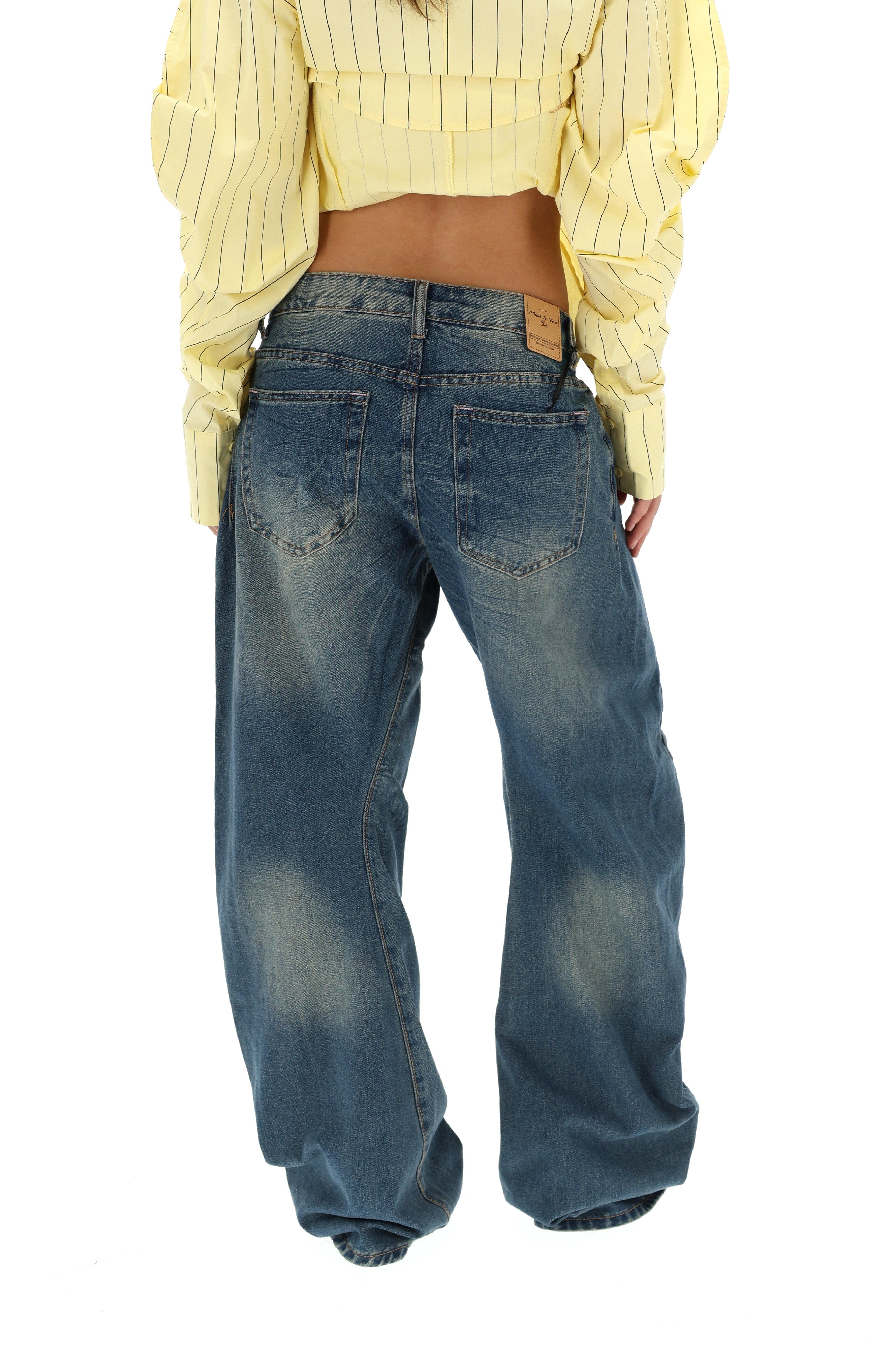 PLAČIŲ KLEŠNIŲ BAGGY JEANS