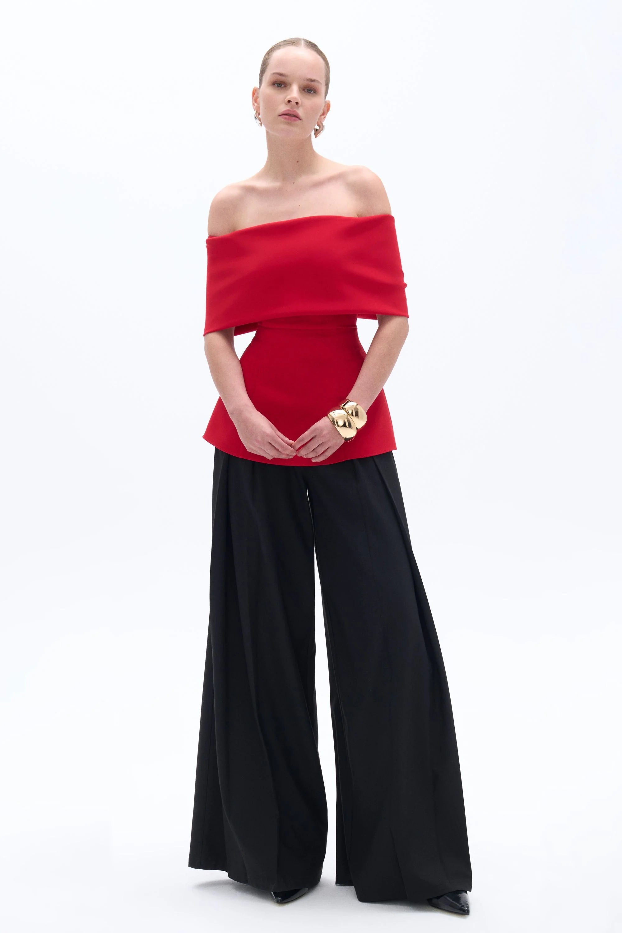 Off - shoulder palaidinė