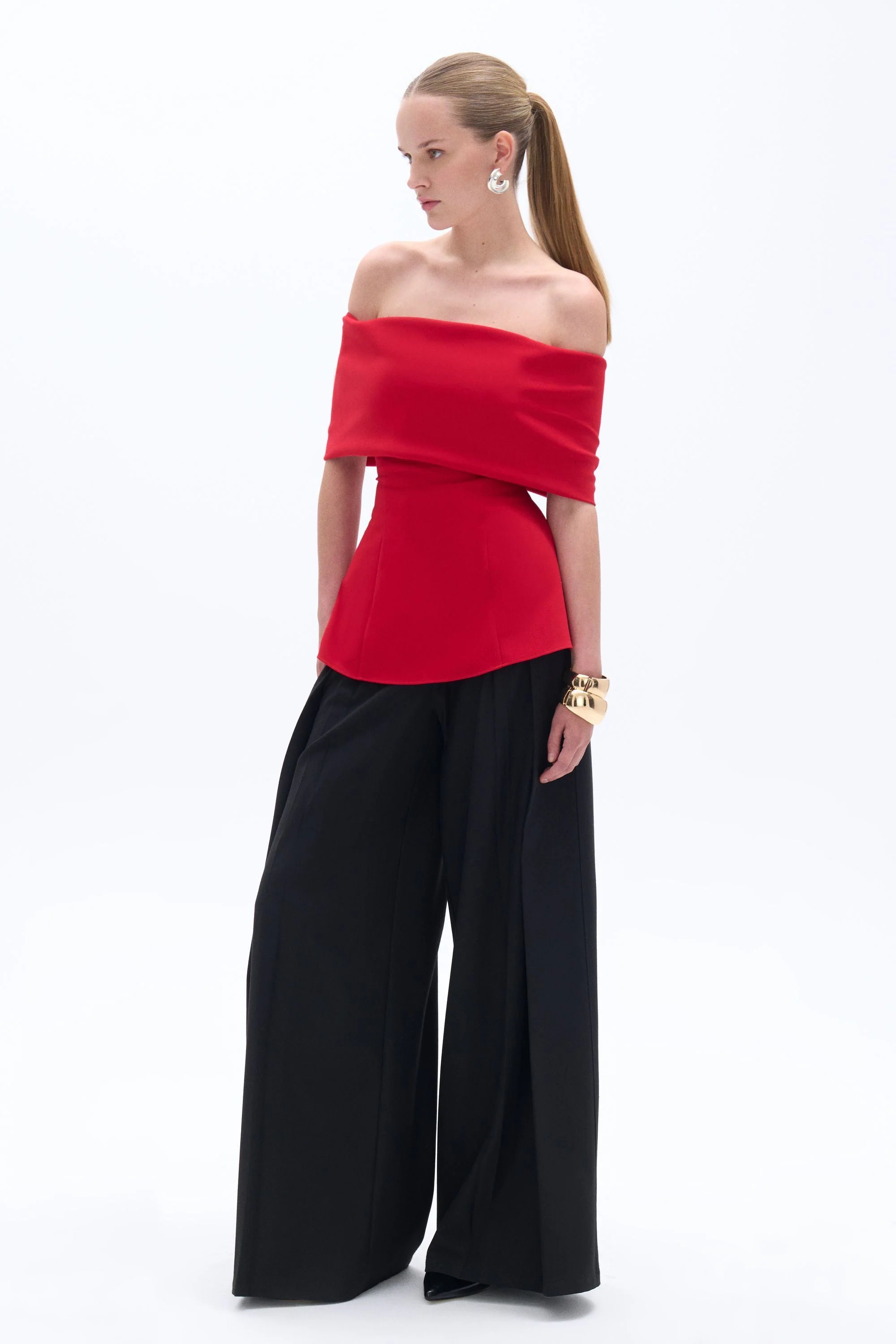 Off - shoulder palaidinė