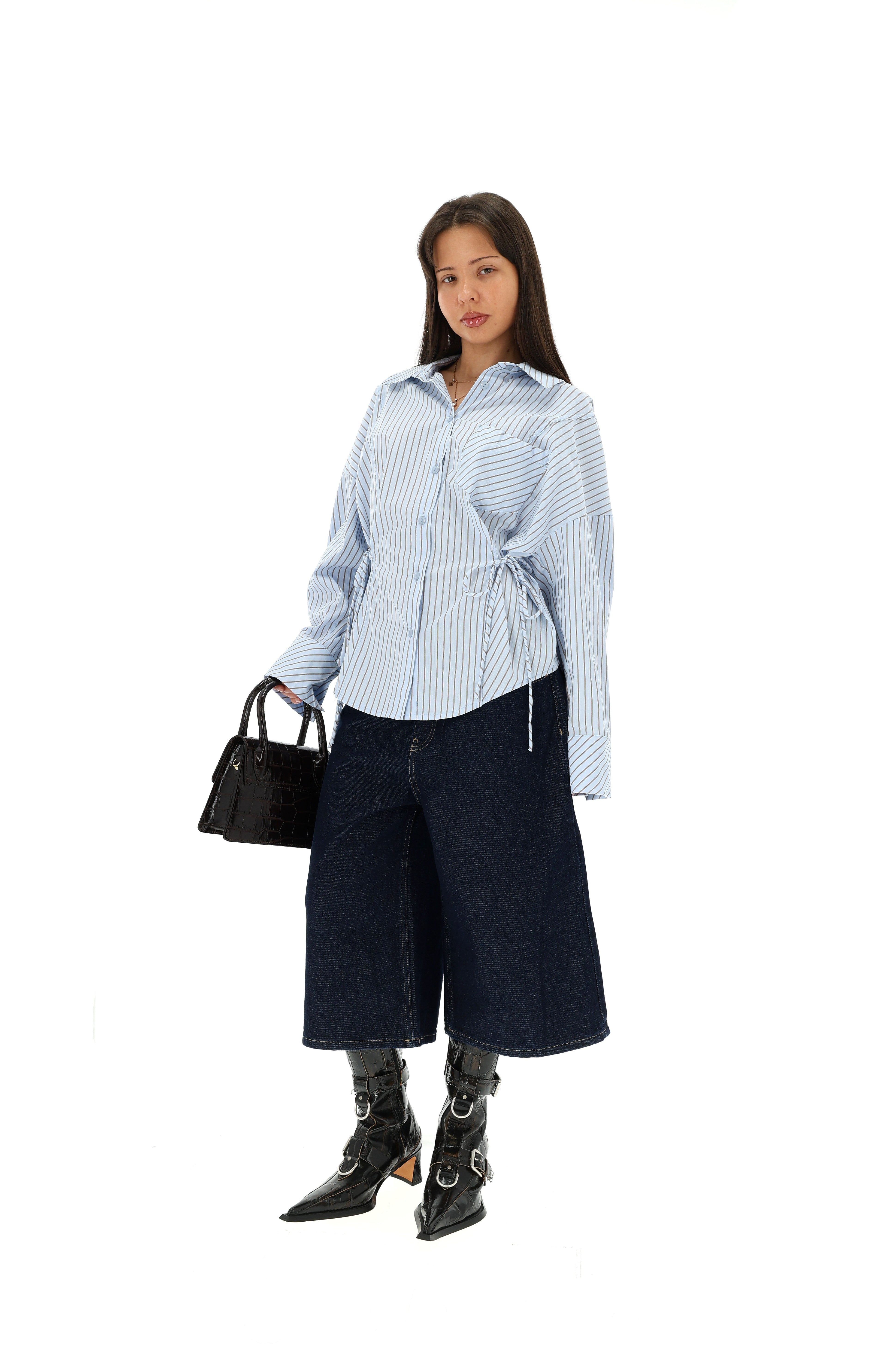 BERMUDA TAMSIAI MĖLYNI ŠORTAI