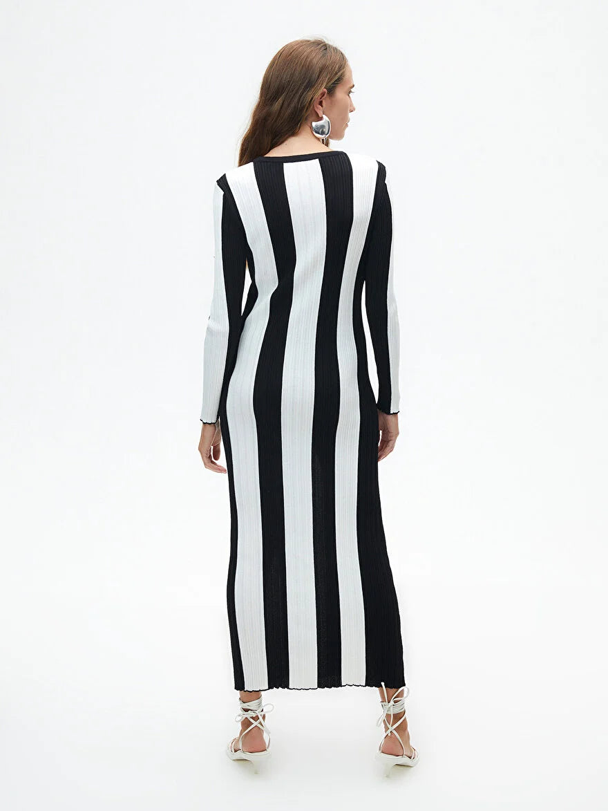 VIENTISA SUKNELĖ BLACK AND WHITE