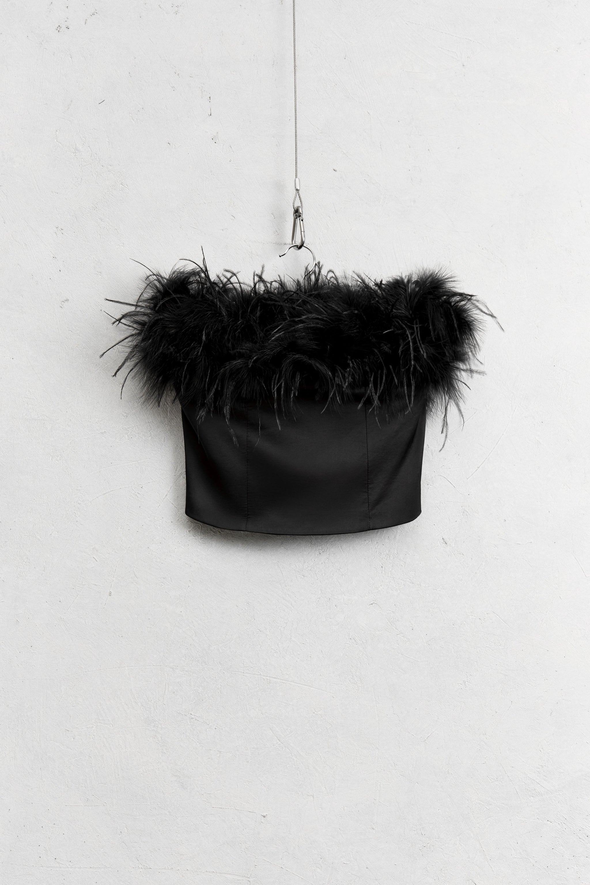 KORSETO PALAIDINĖ SU PLUNKSNOMIS