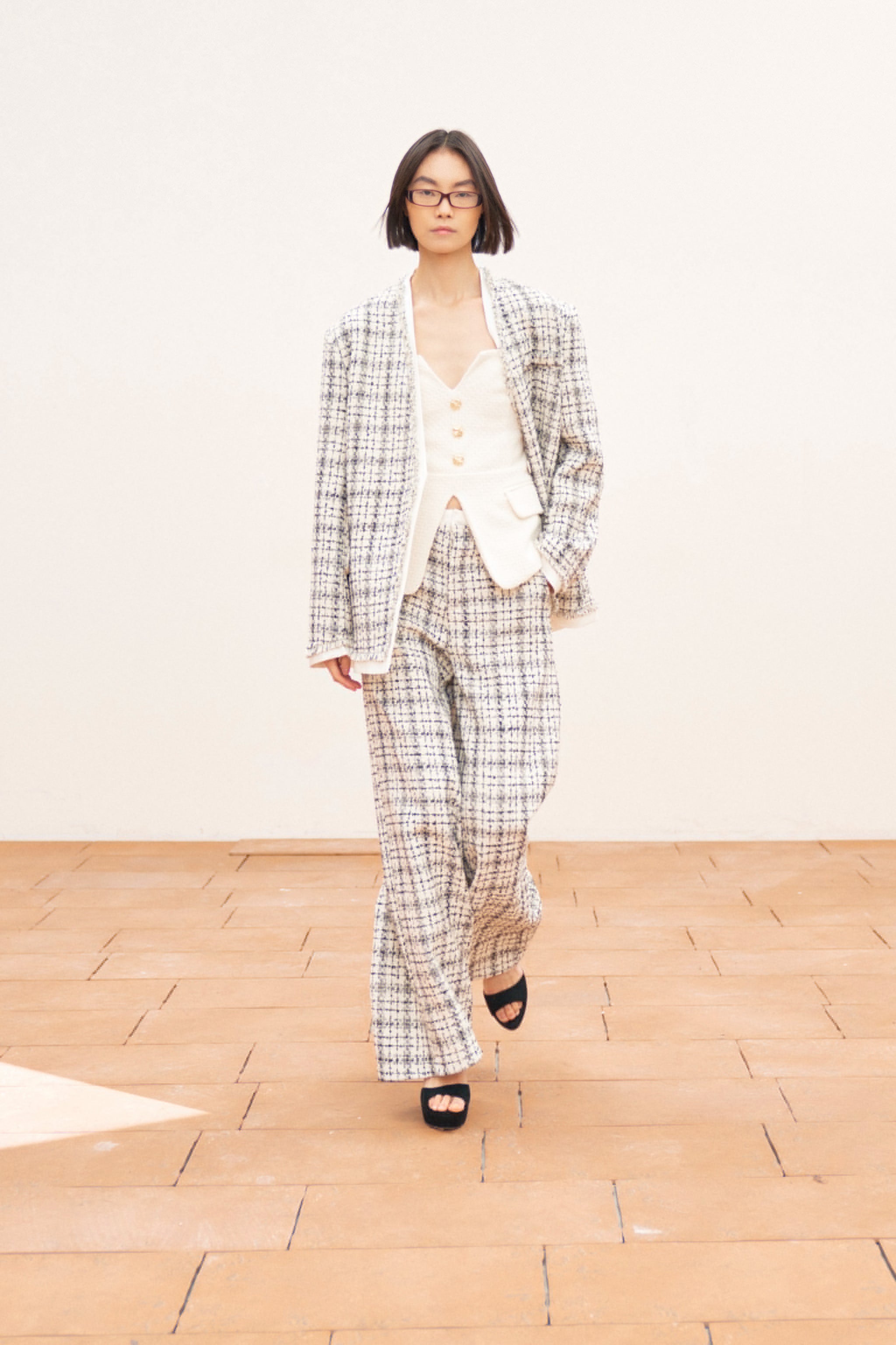 KORSETINĖ TVIDO PALAIDINĖ