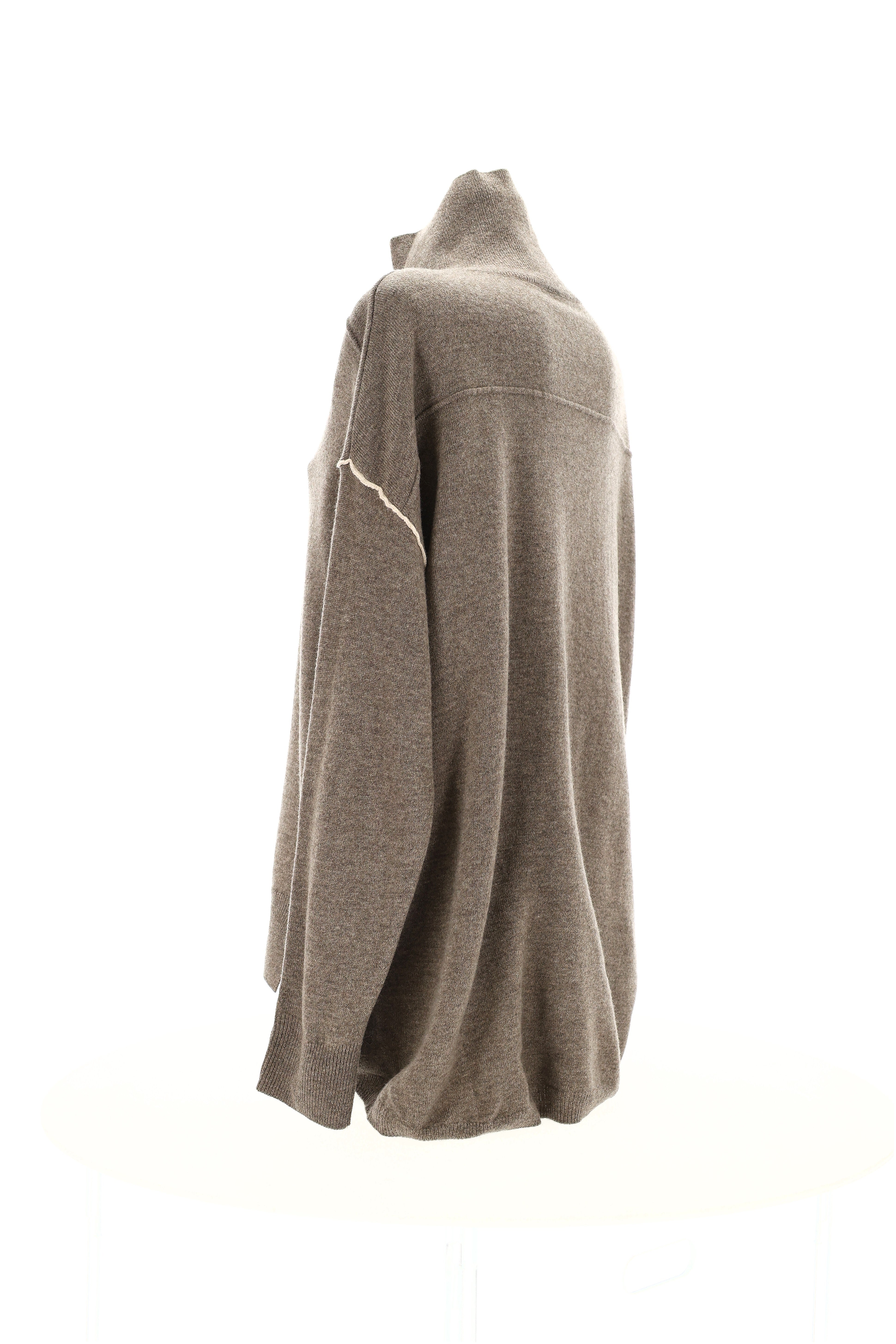 ITIN OVERSIZE MEGZTINIS STAČIU KAKLU