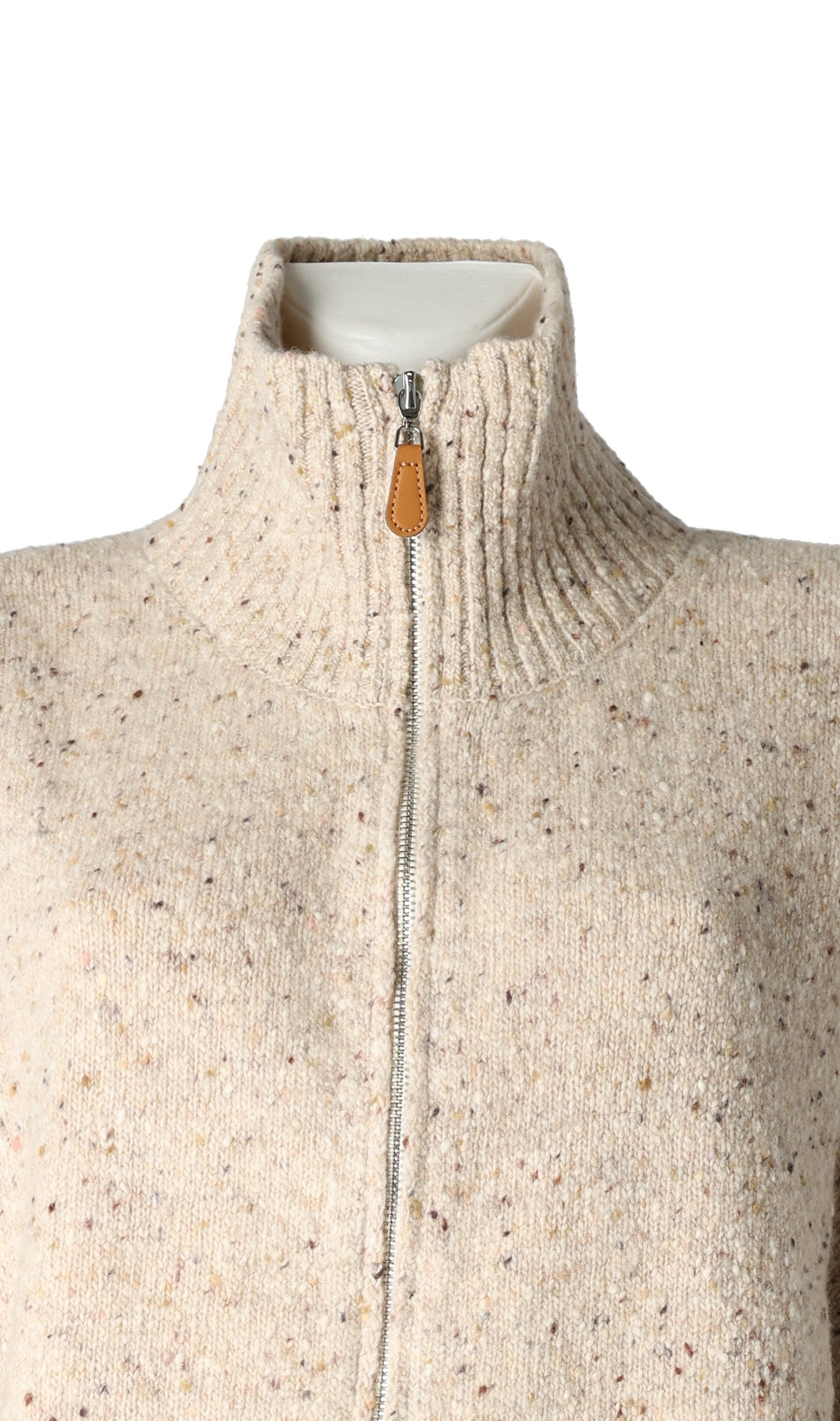 MEGZTINIS SU UŽTRAUKTUKU