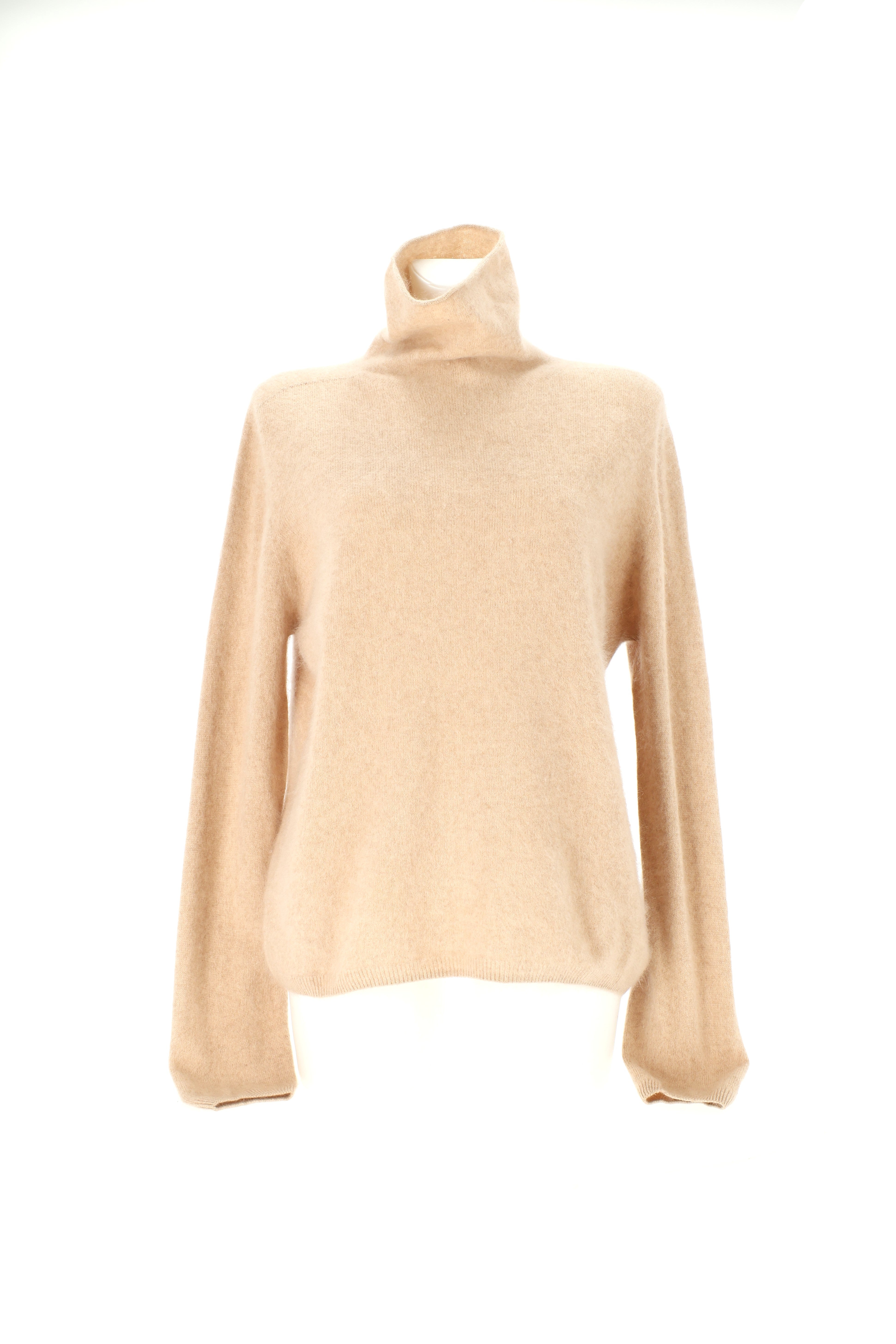 OVERSIZED GOLFO STILIAUS MEGZTINIS