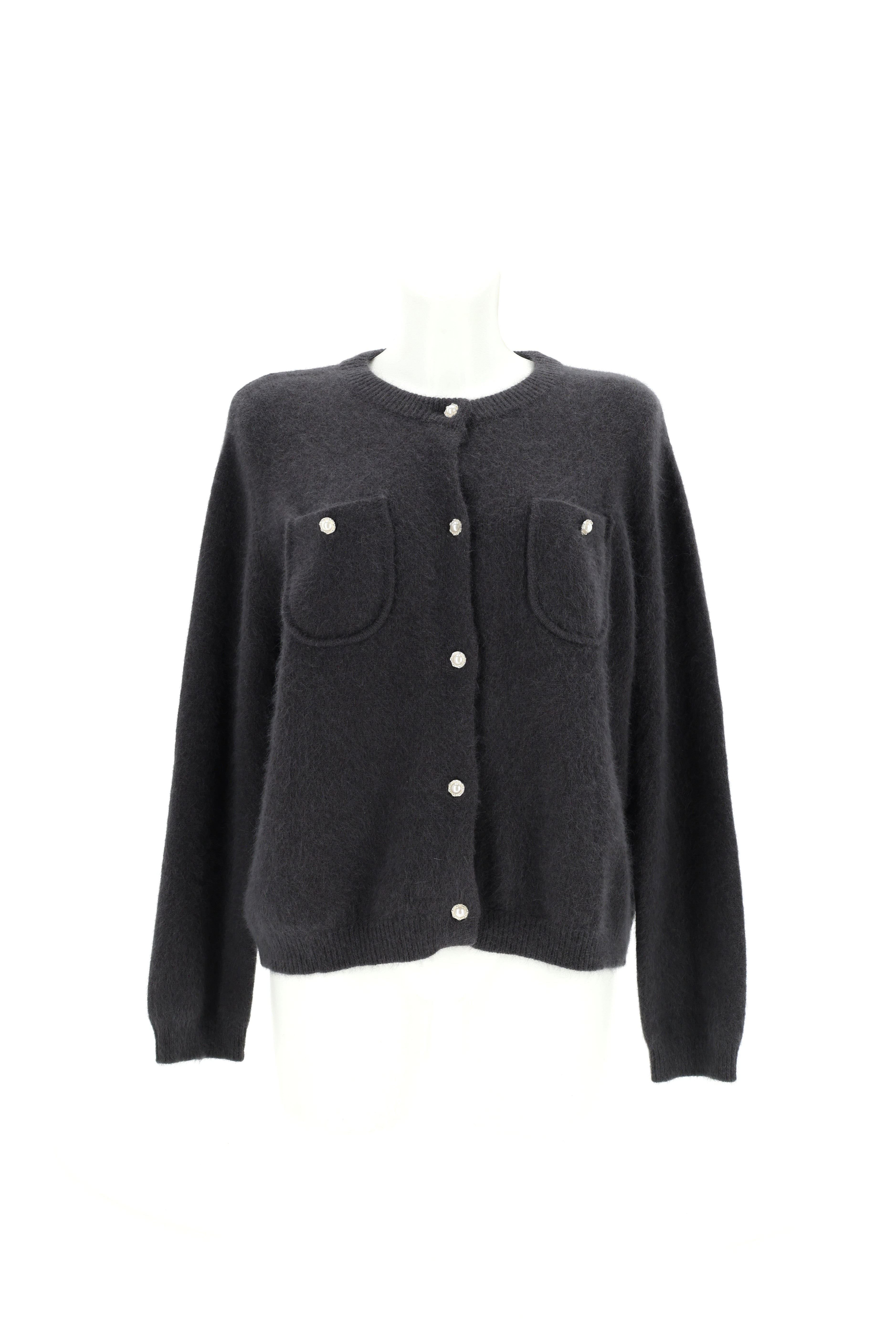 KAŠMYRO IR ANGOROS MEGZTINIS SU SAGUTĖMIS