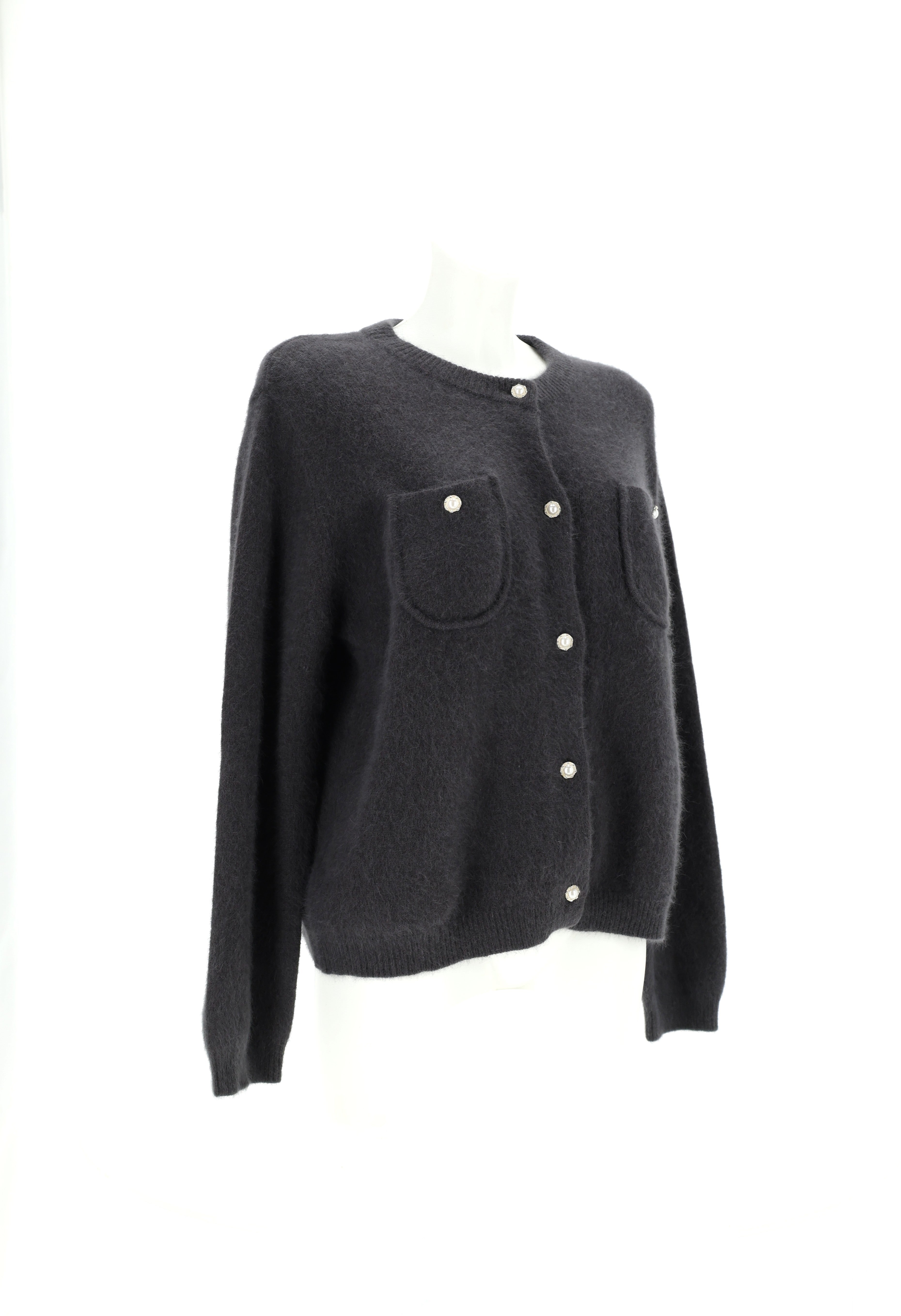 KAŠMYRO IR ANGOROS MEGZTINIS SU SAGUTĖMIS