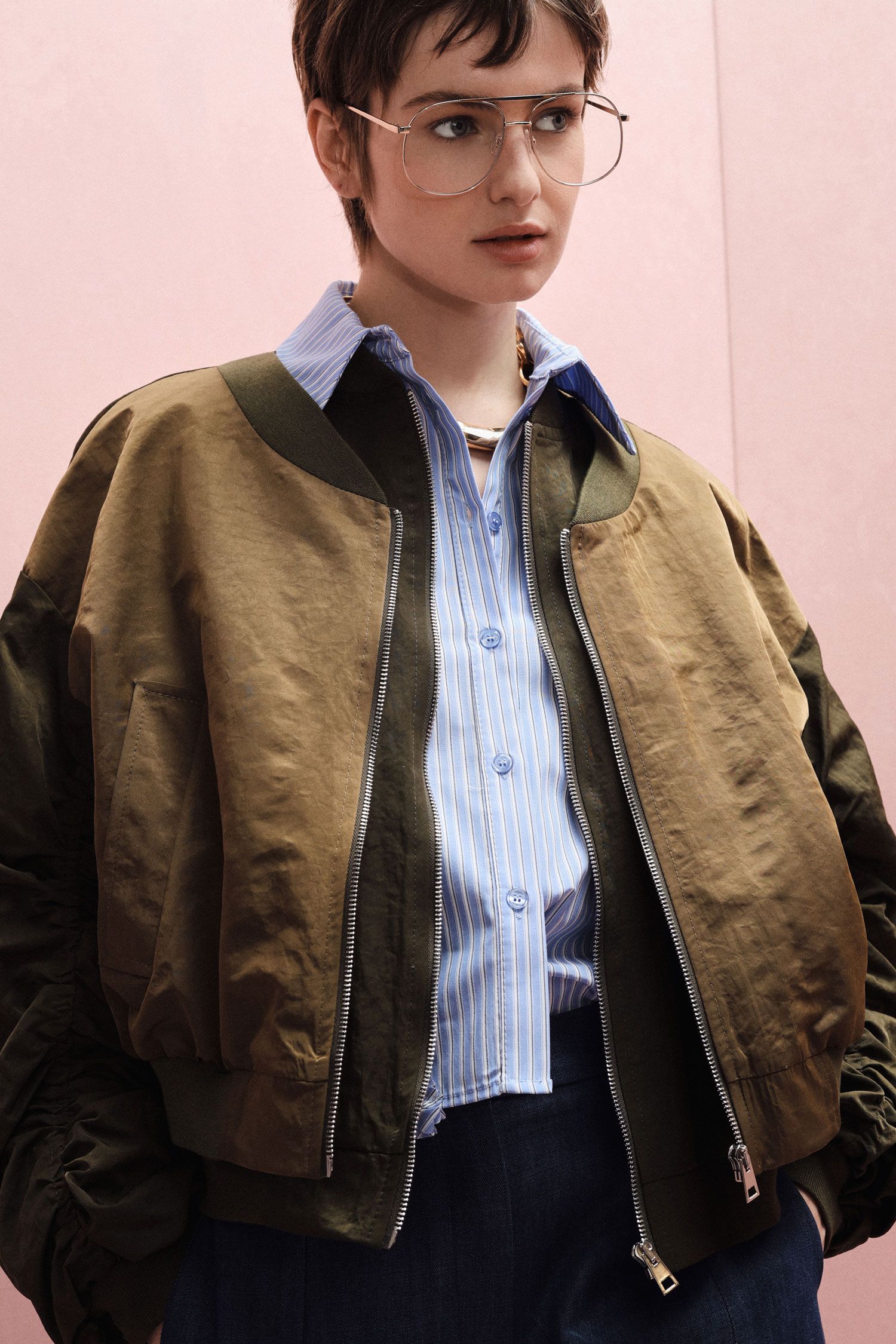 BOMBER JACKET