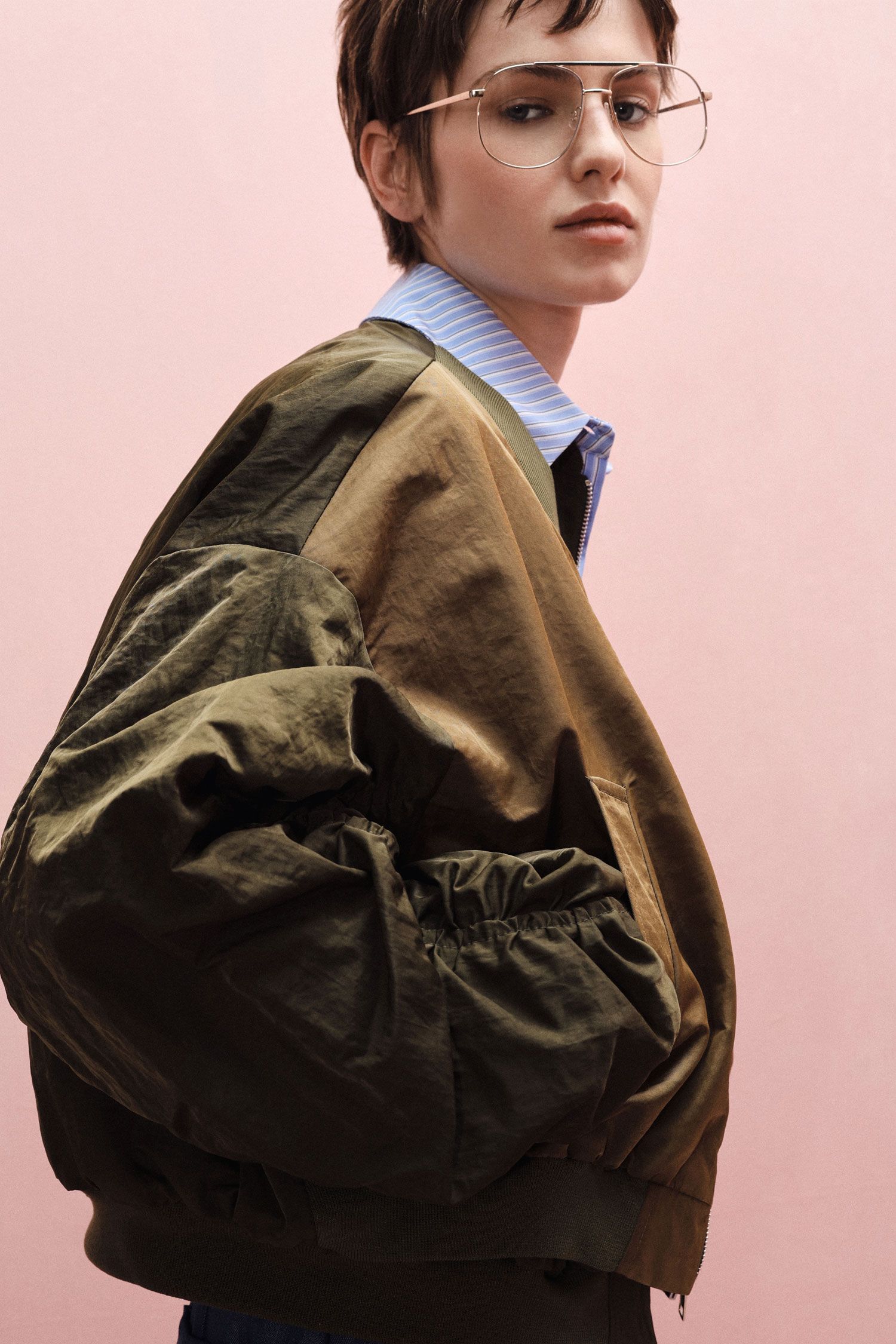 BOMBER JACKET