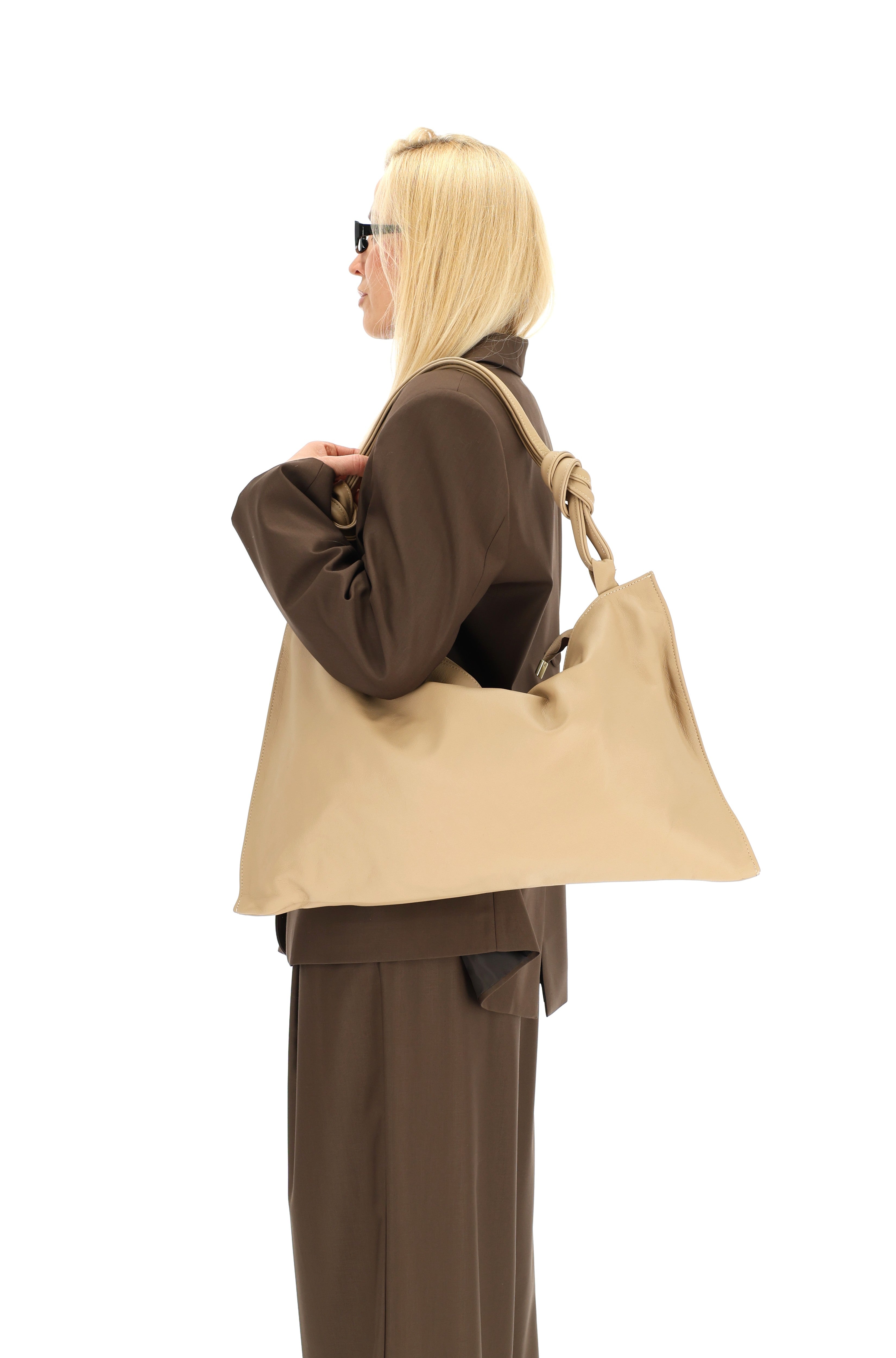 ODOS RANKINĖ SQUARE BEIGE