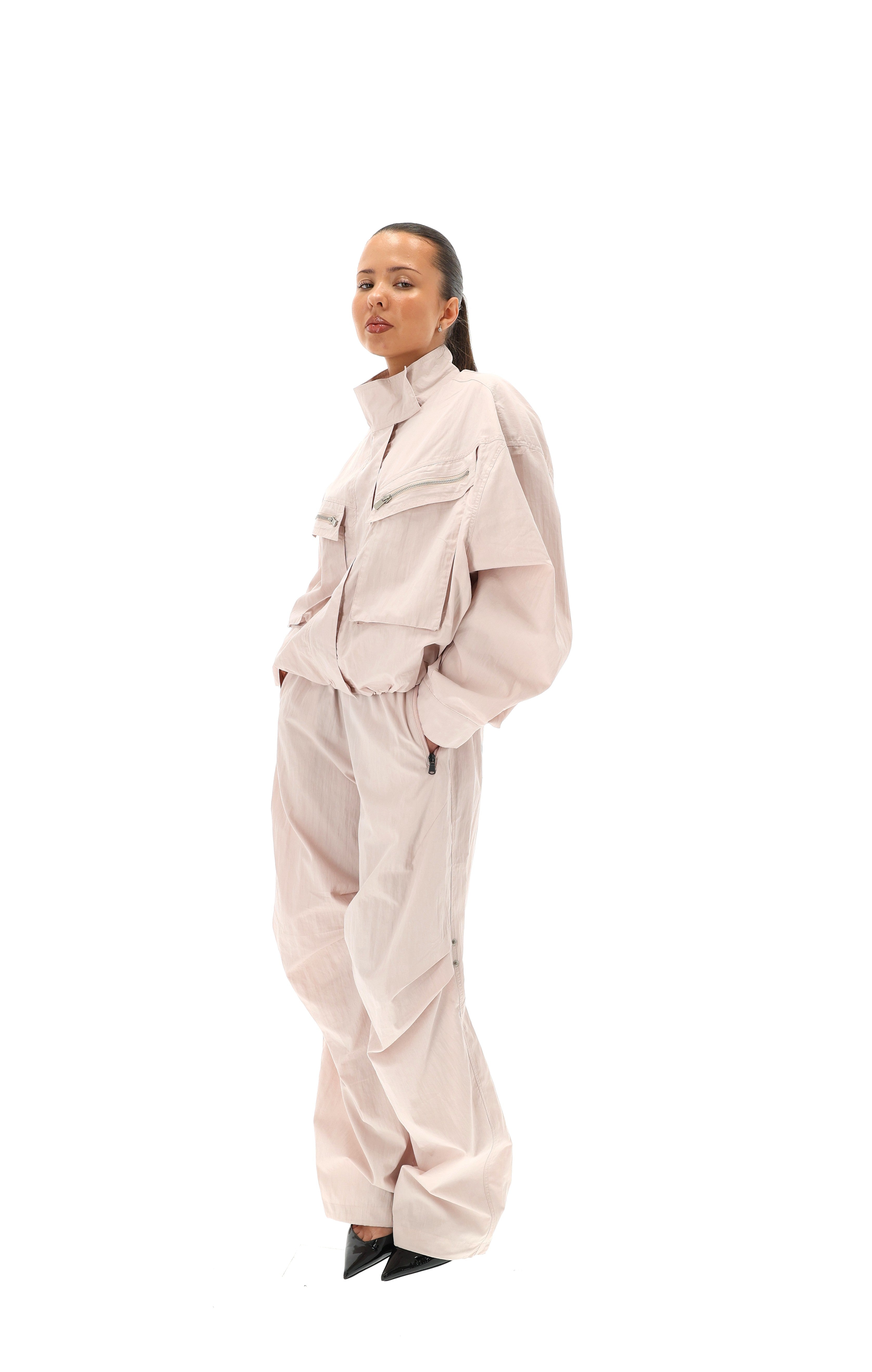 CARGO KELNIŲ IR BOMBERIO  KOSTIUMAS