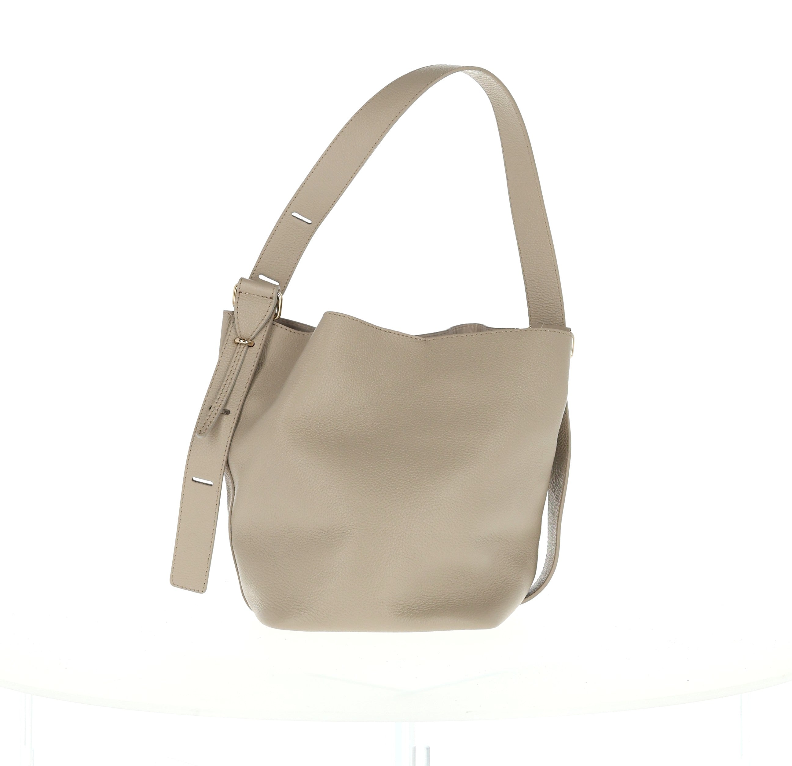 MINKŠTOS ODOS RANKINĖ BEIGE