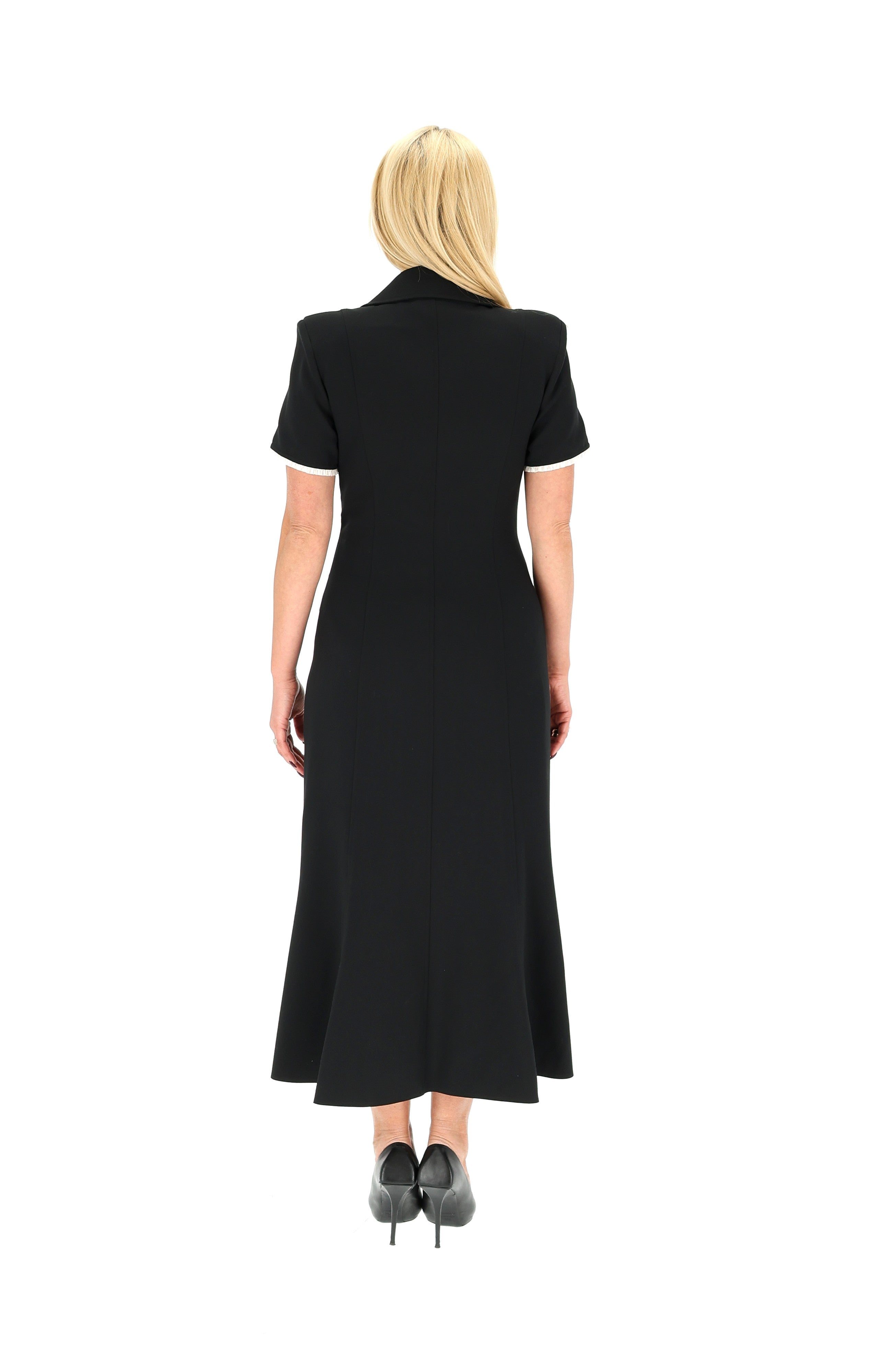 LIEMENUOTA SUKNELĖ ELEGANCY