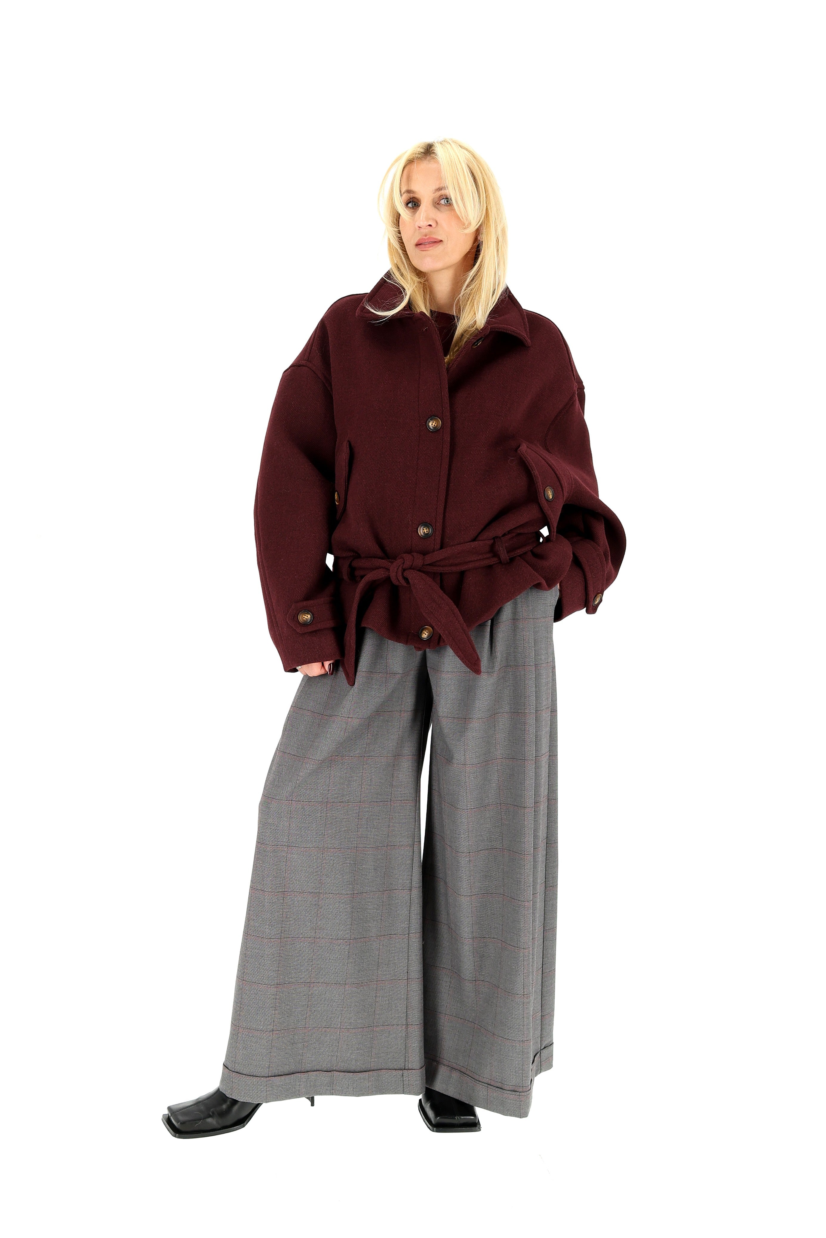 ONE SIZE VILNOS TRUMPAS PALTAS