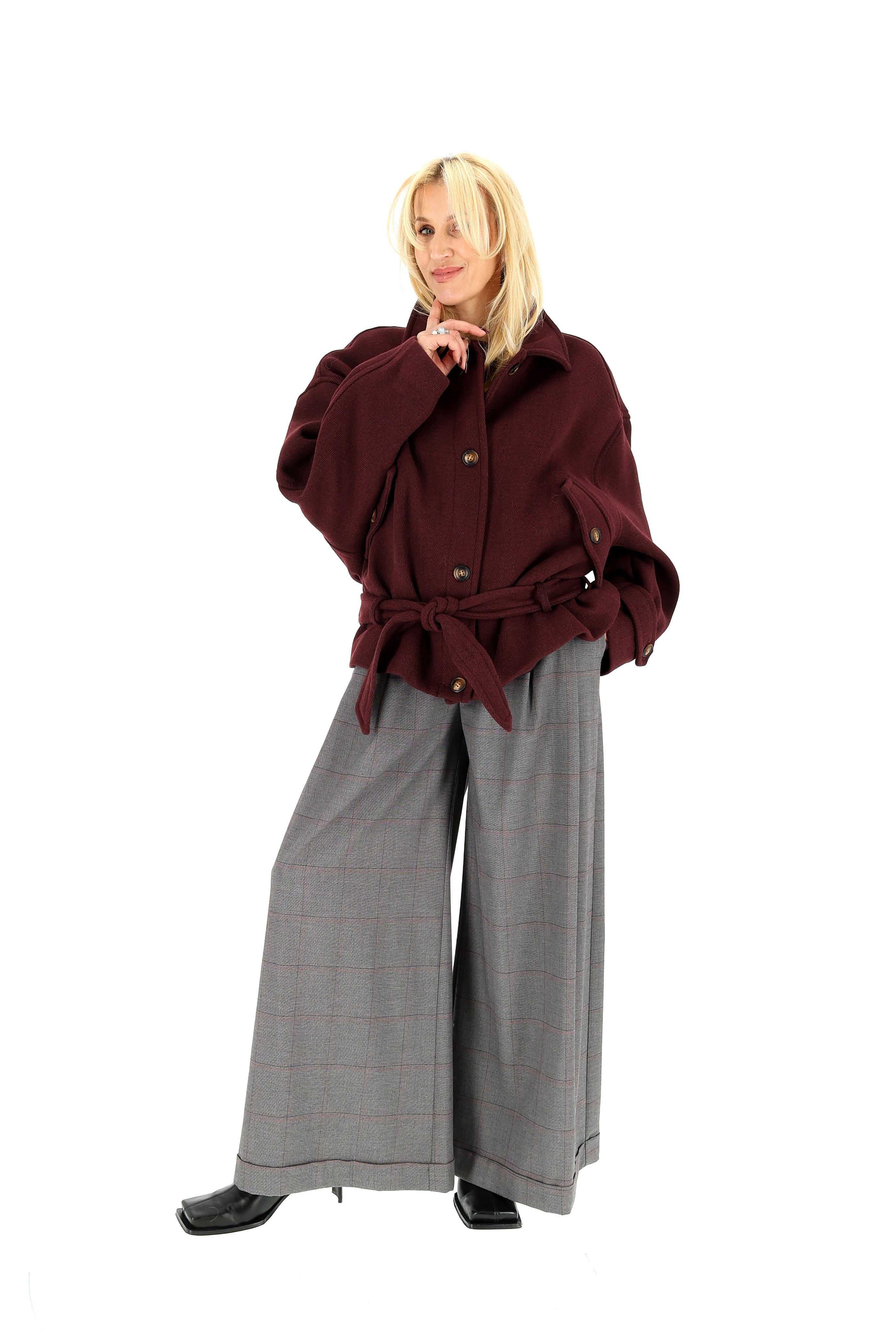 ONE SIZE VILNOS TRUMPAS PALTAS