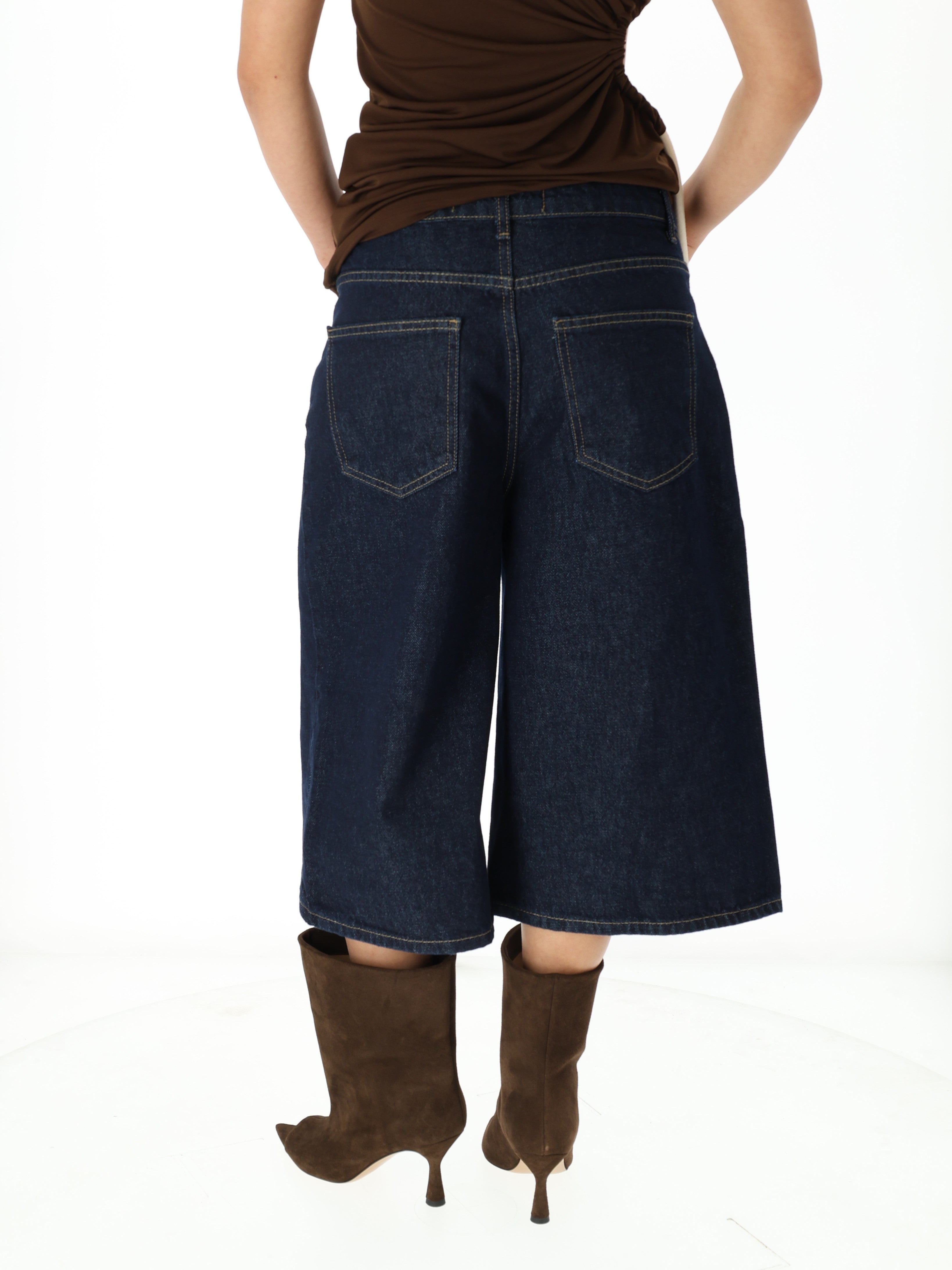 TAMSIAI MĖLYNI CAPRI DŽINSO ŠORTAI