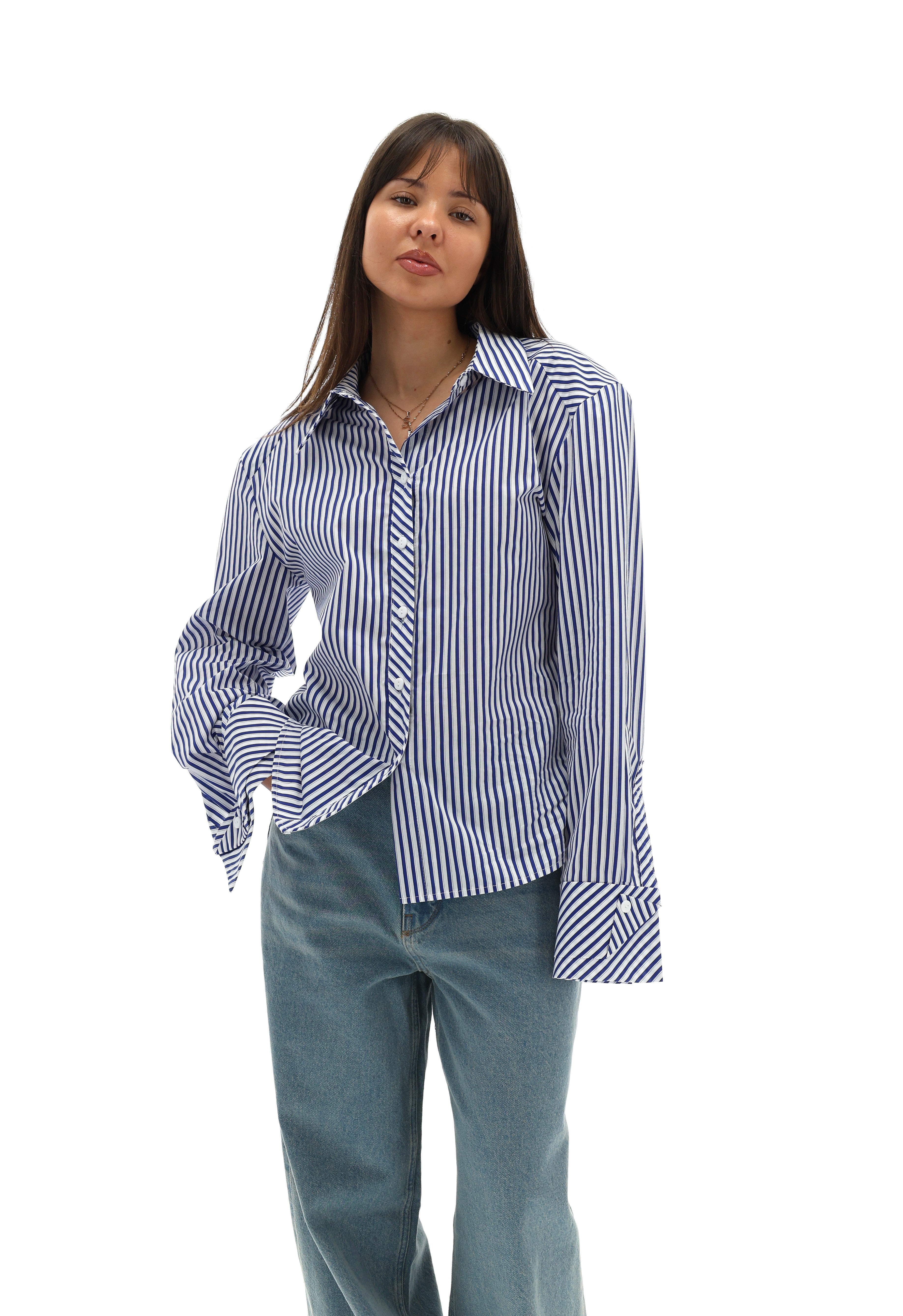 OVERSIZE MARŠKINIAI SU PEČIAIS