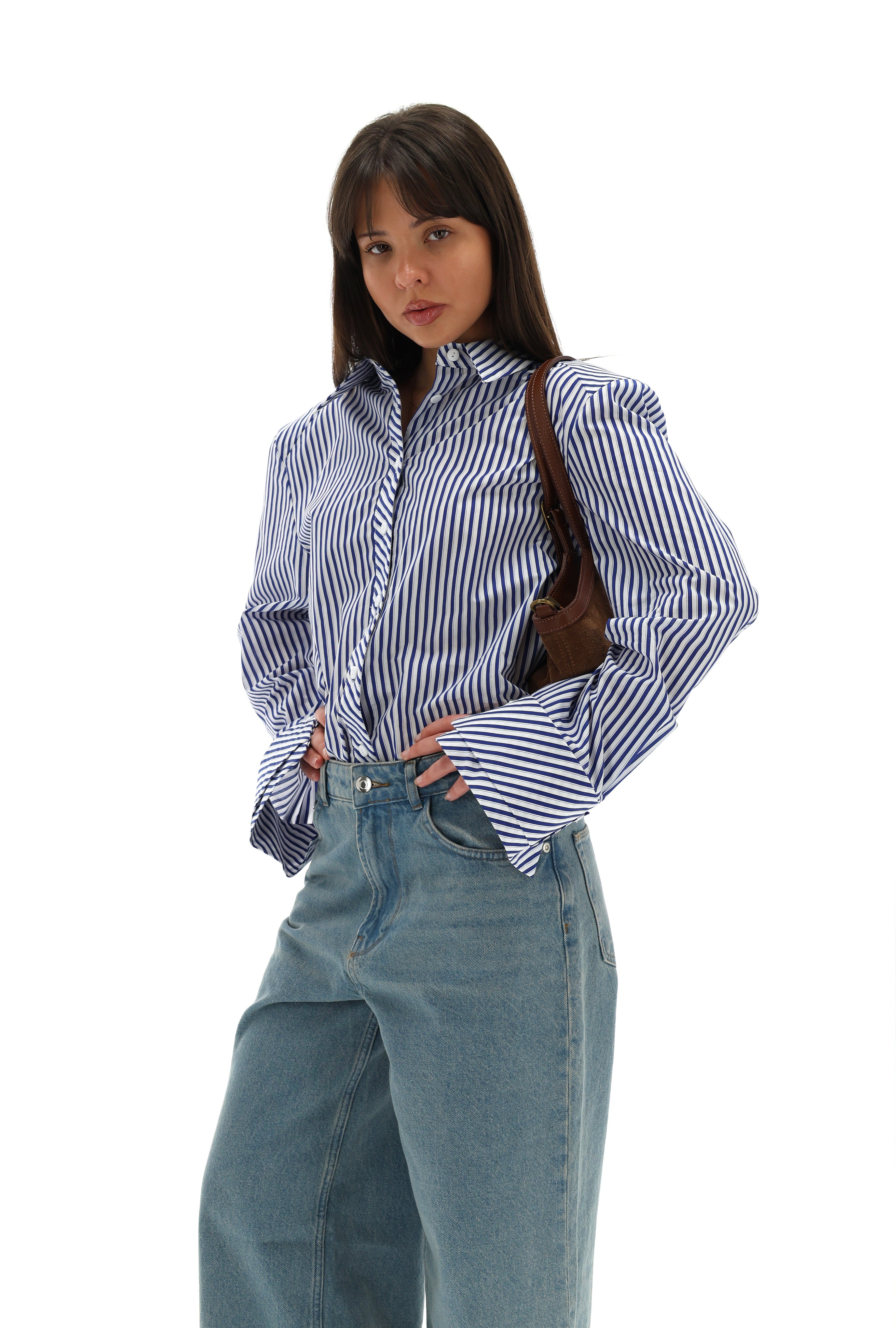 OVERSIZE MARŠKINIAI SU PEČIAIS