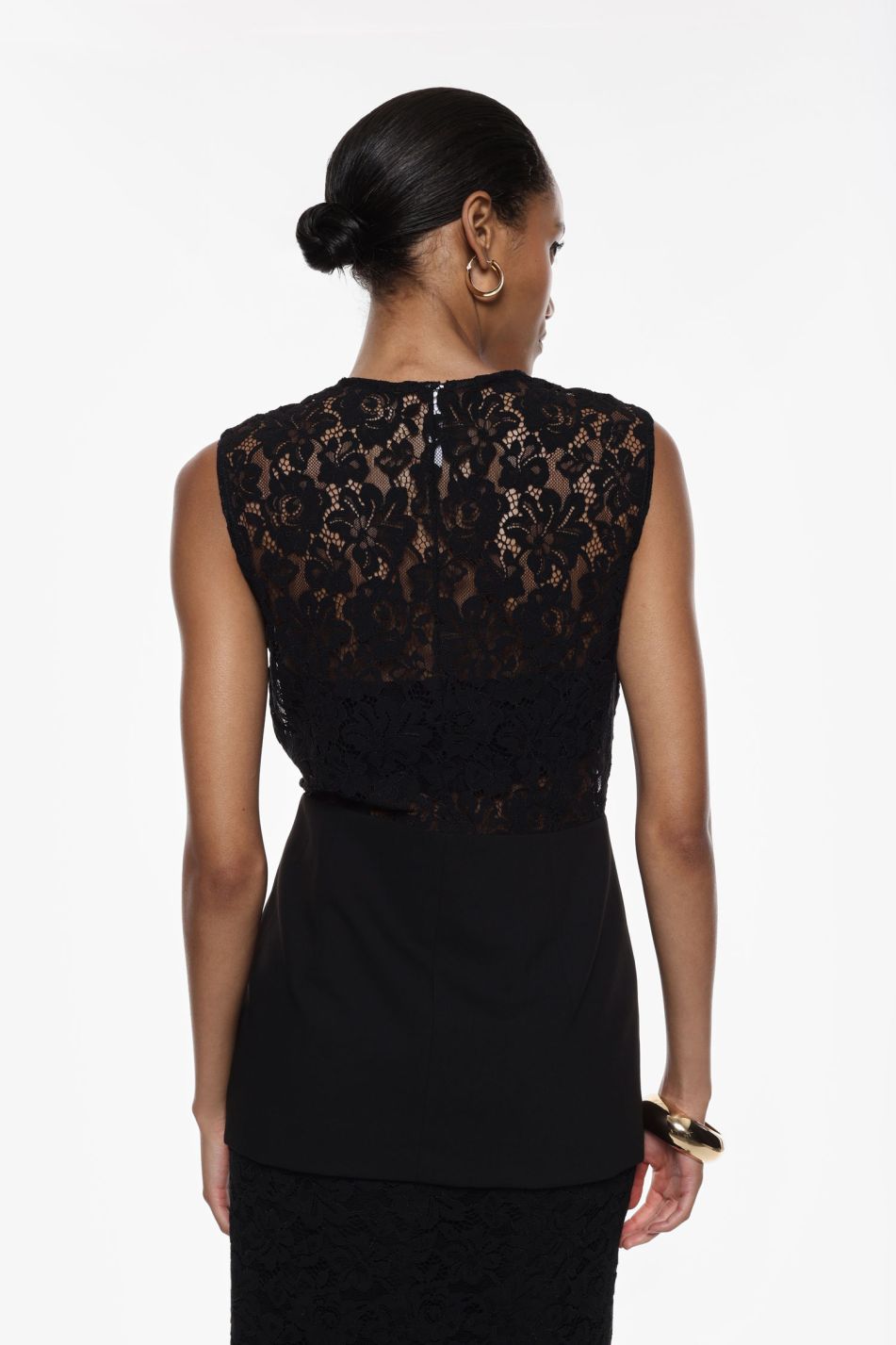 PALAIDINĖ SU GIPIŪRO DETALĖMIS