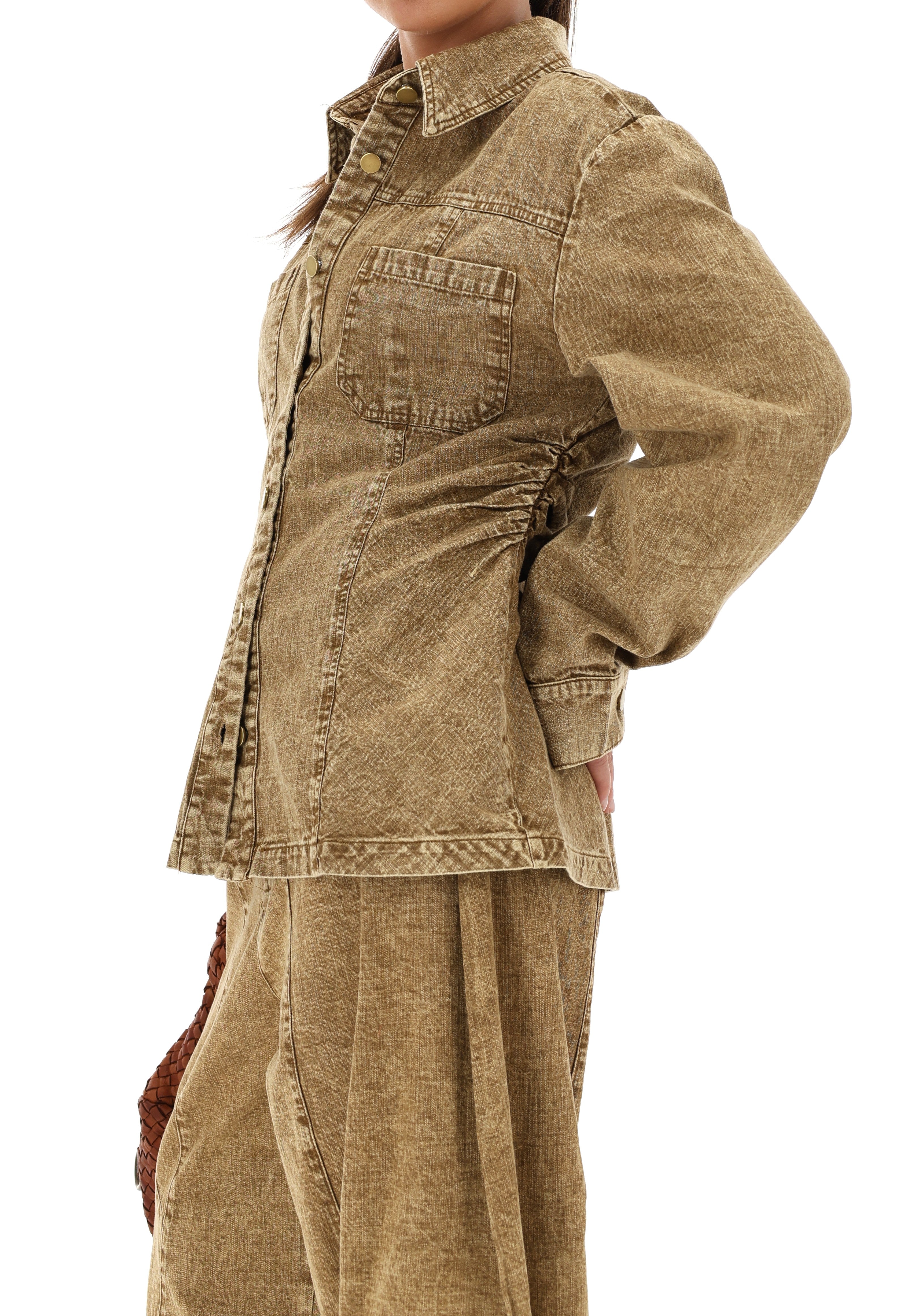 DŽINSINIŲ MARŠKINIŲ IR BAGGY DŽINSŲ KOSTIUMAS