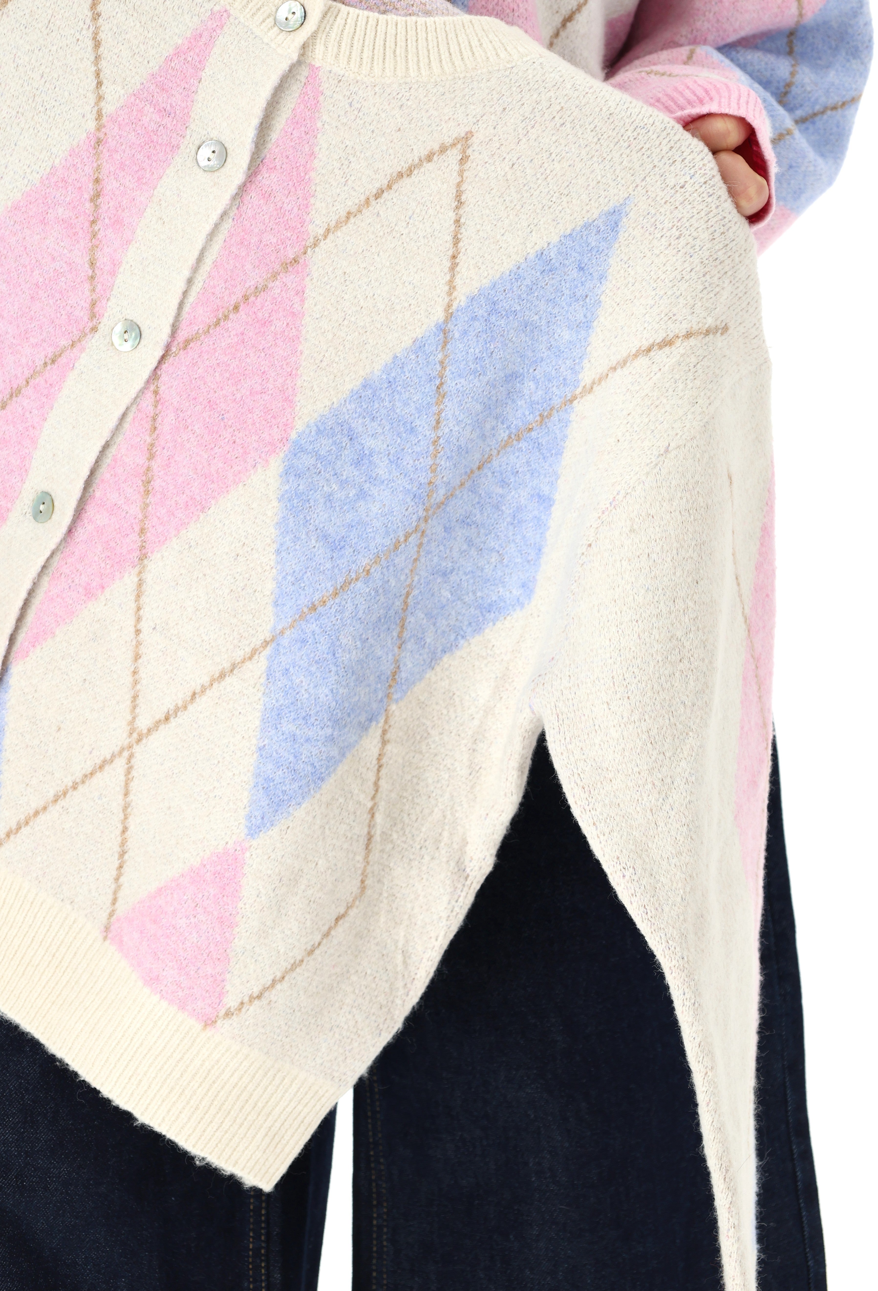 MEGZTINIS SU ROMBO DETALĖMIS