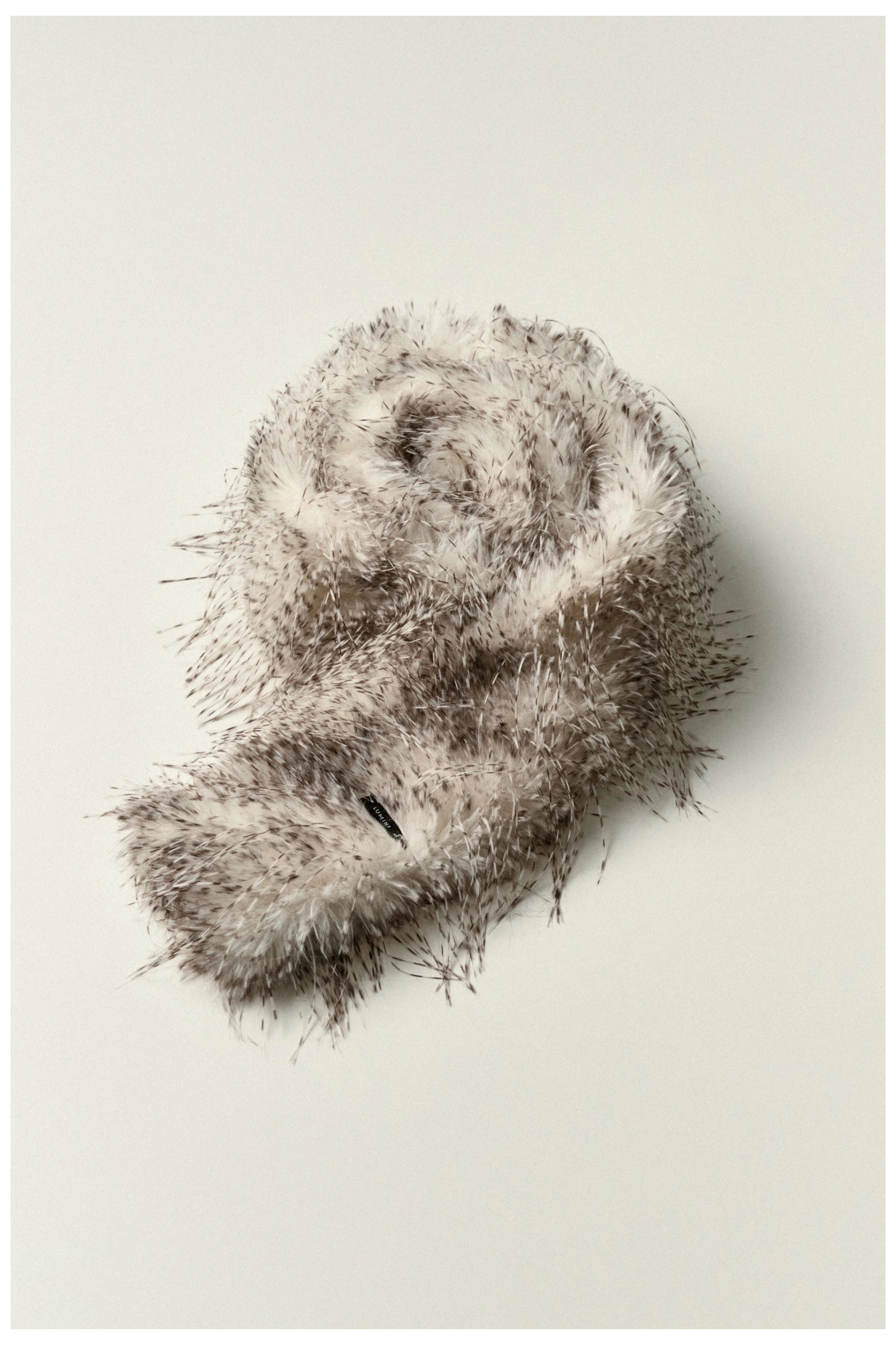 ŠALIS FEATHER